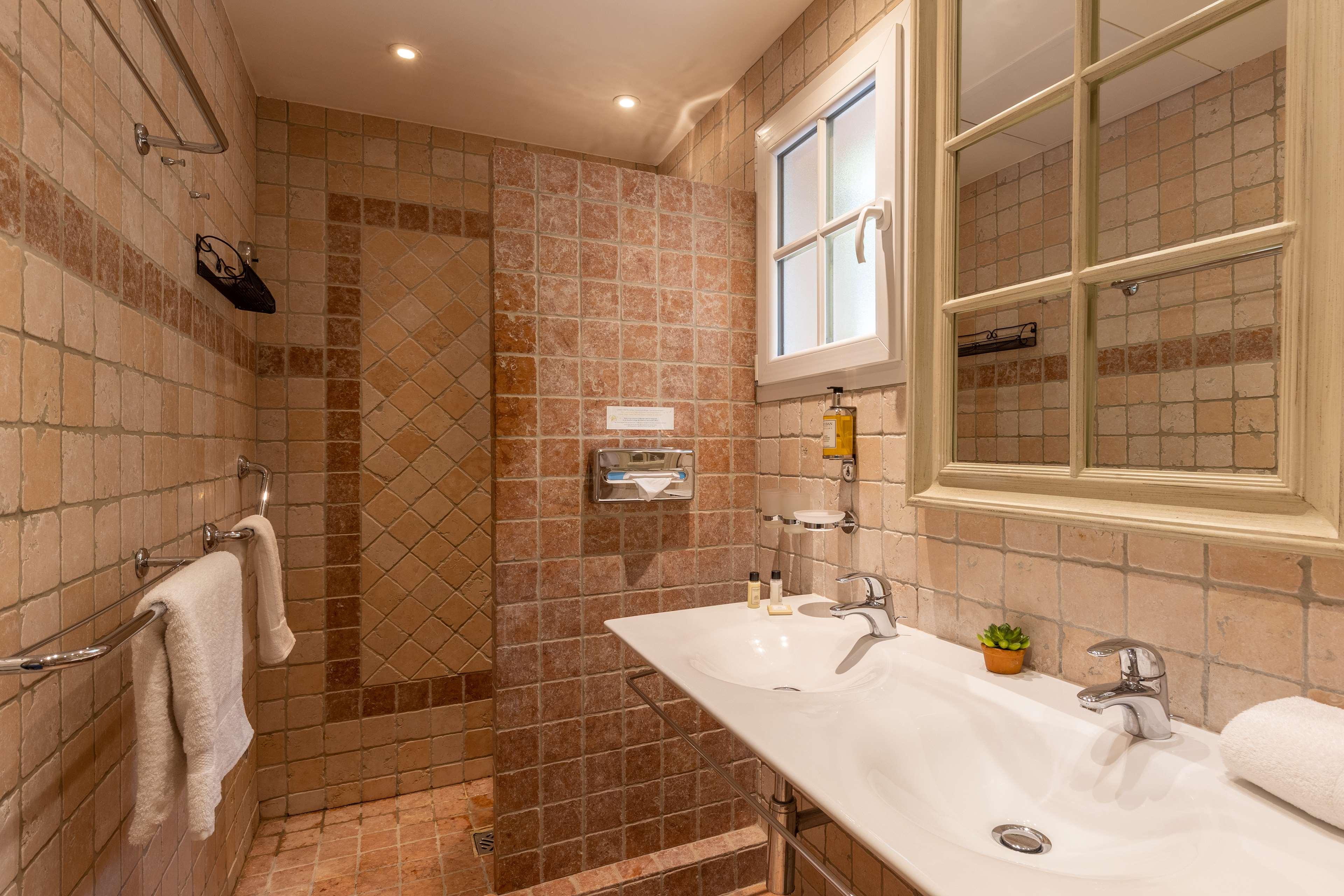 Double or Twin Comfort