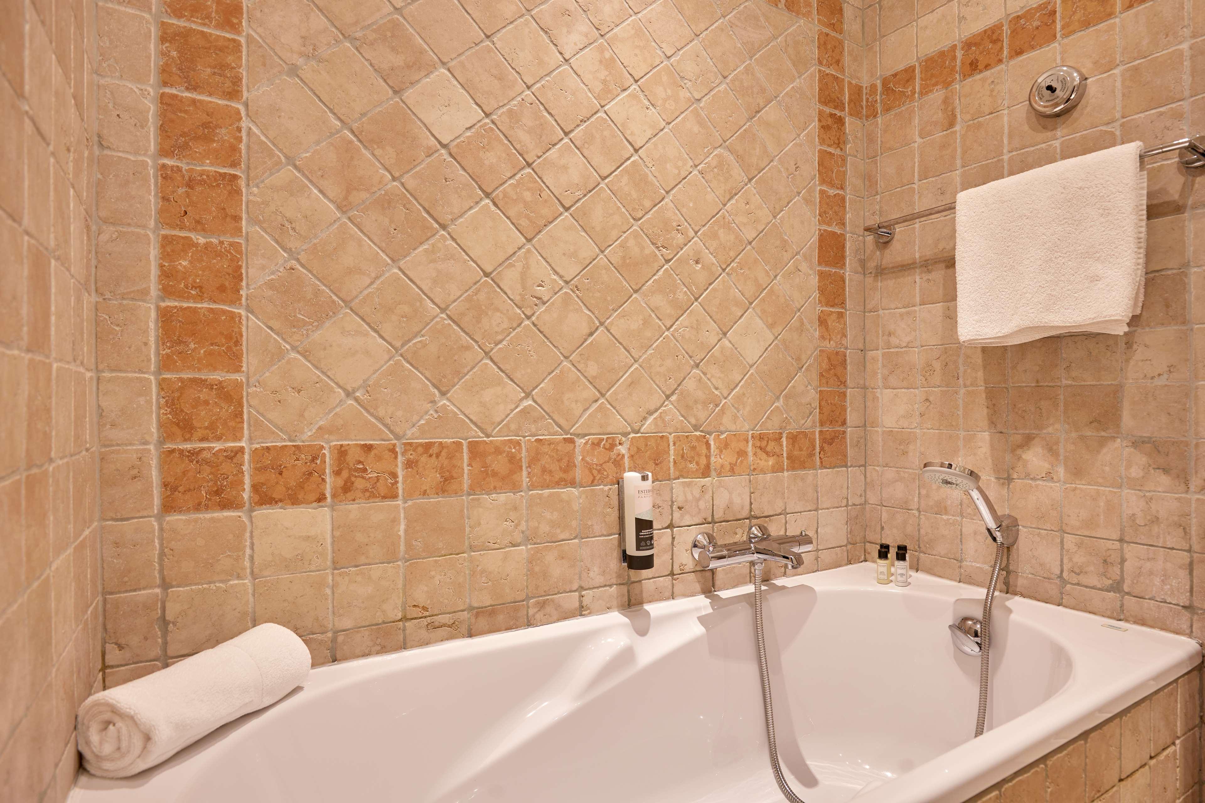 Double or Twin Superior