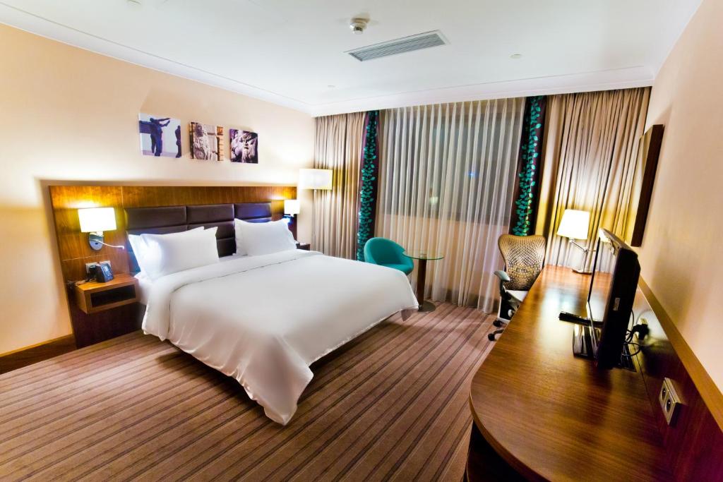 Double King Size Bed