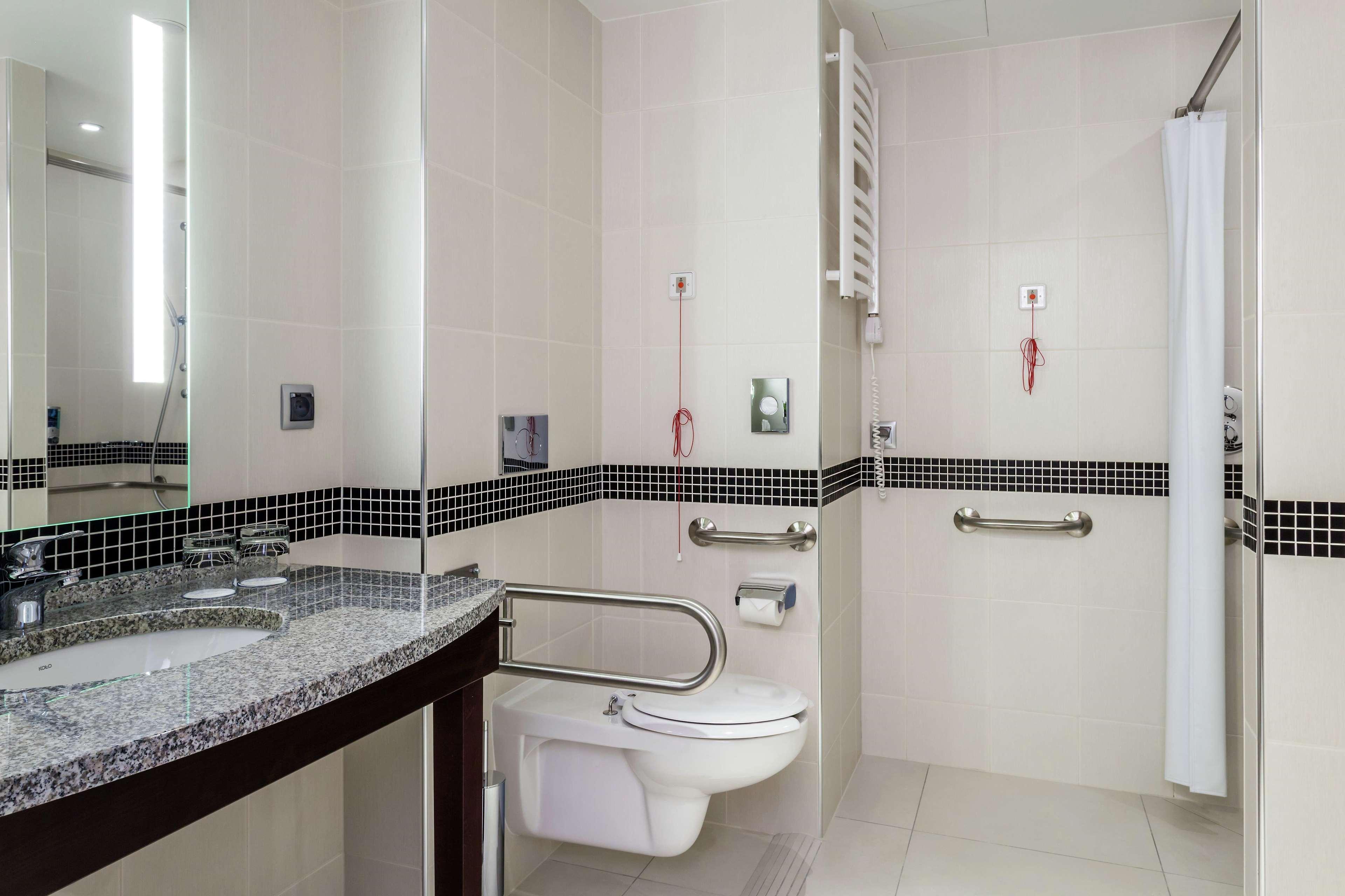 Double Queen Size Bed