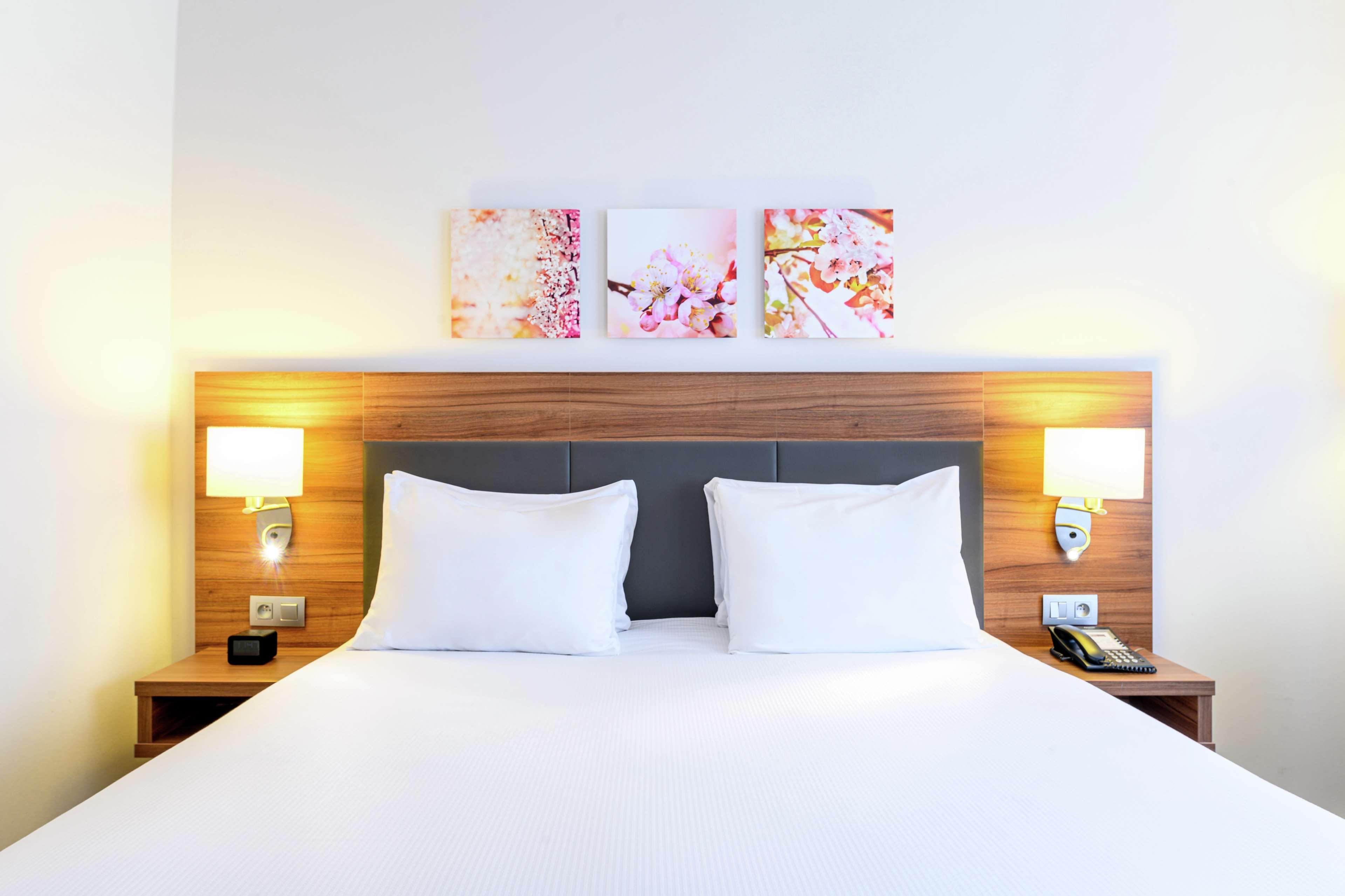 Double King Size Bed