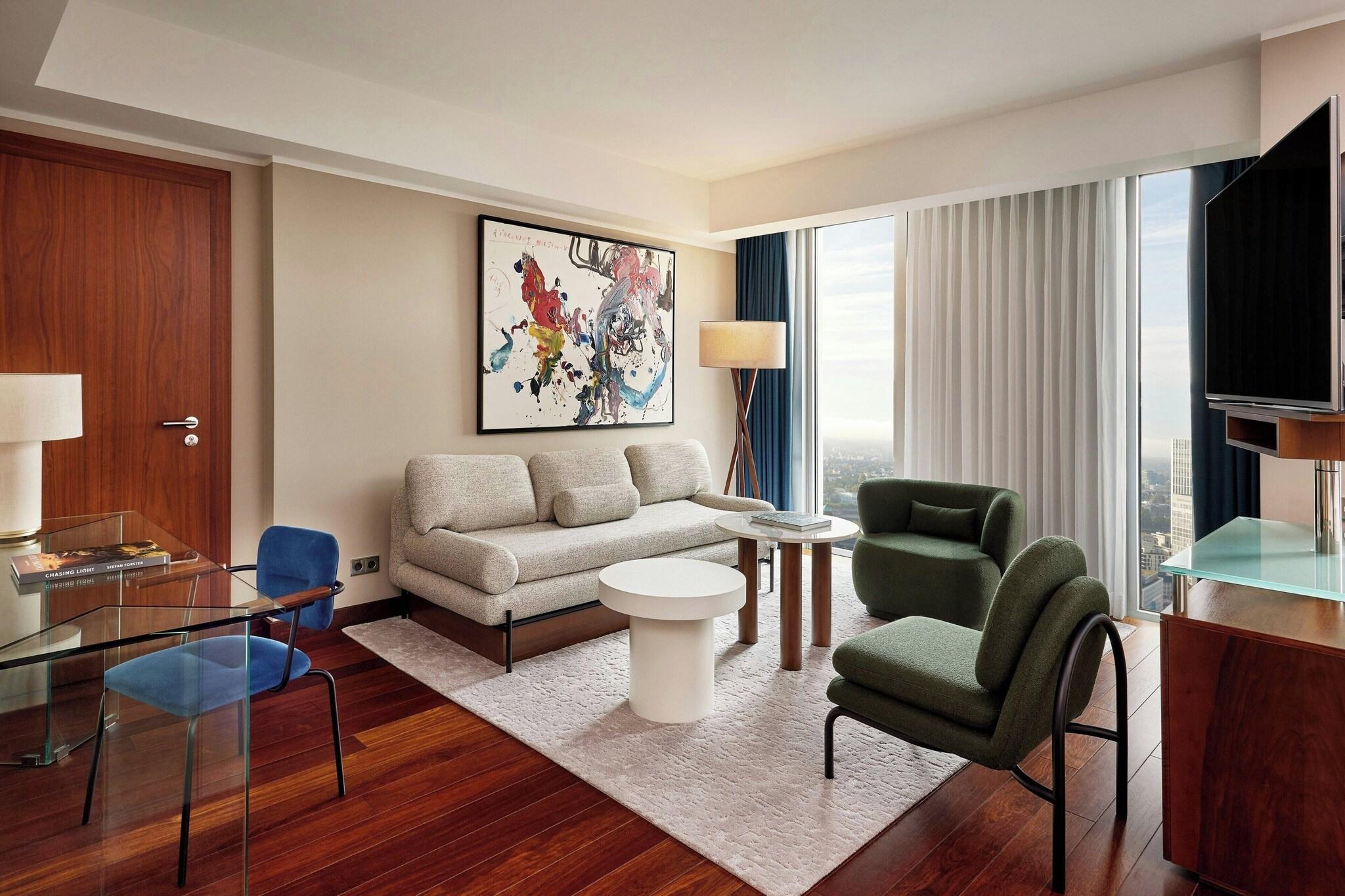 Junior Suite King Size Bed