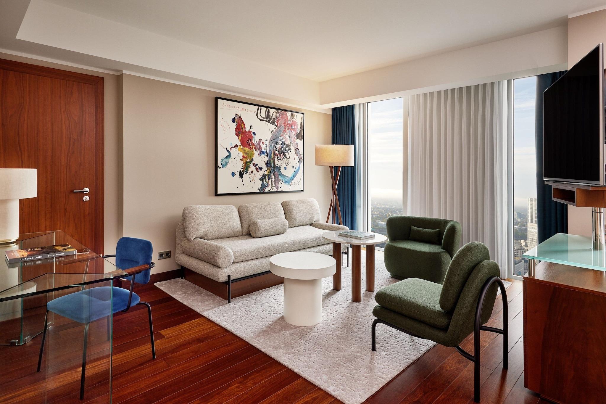 Junior Suite King Size Bed