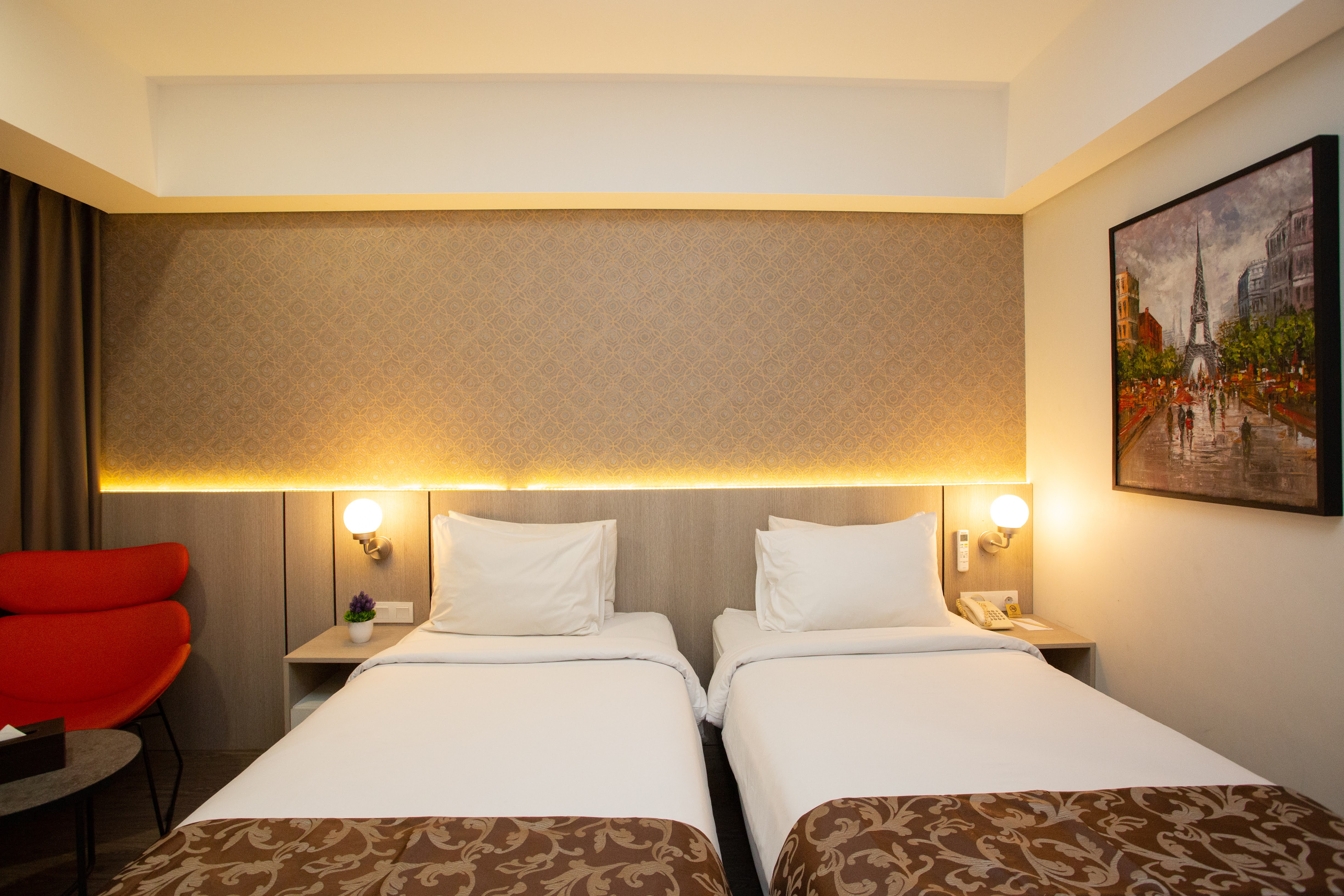 Double or Twin Deluxe