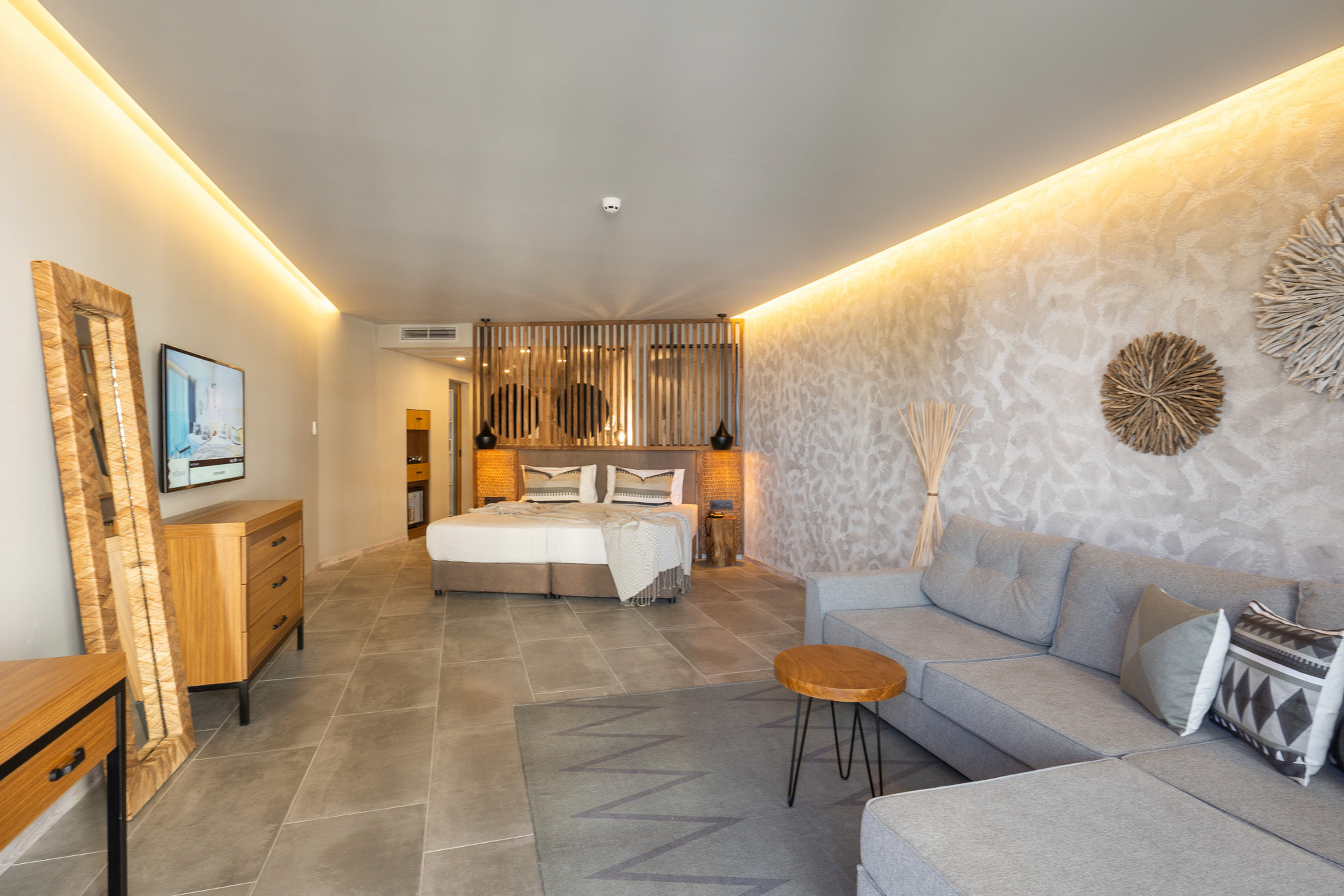 Junior Suite Side Sea View