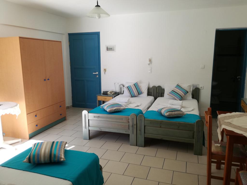 Family Room Capacity 4