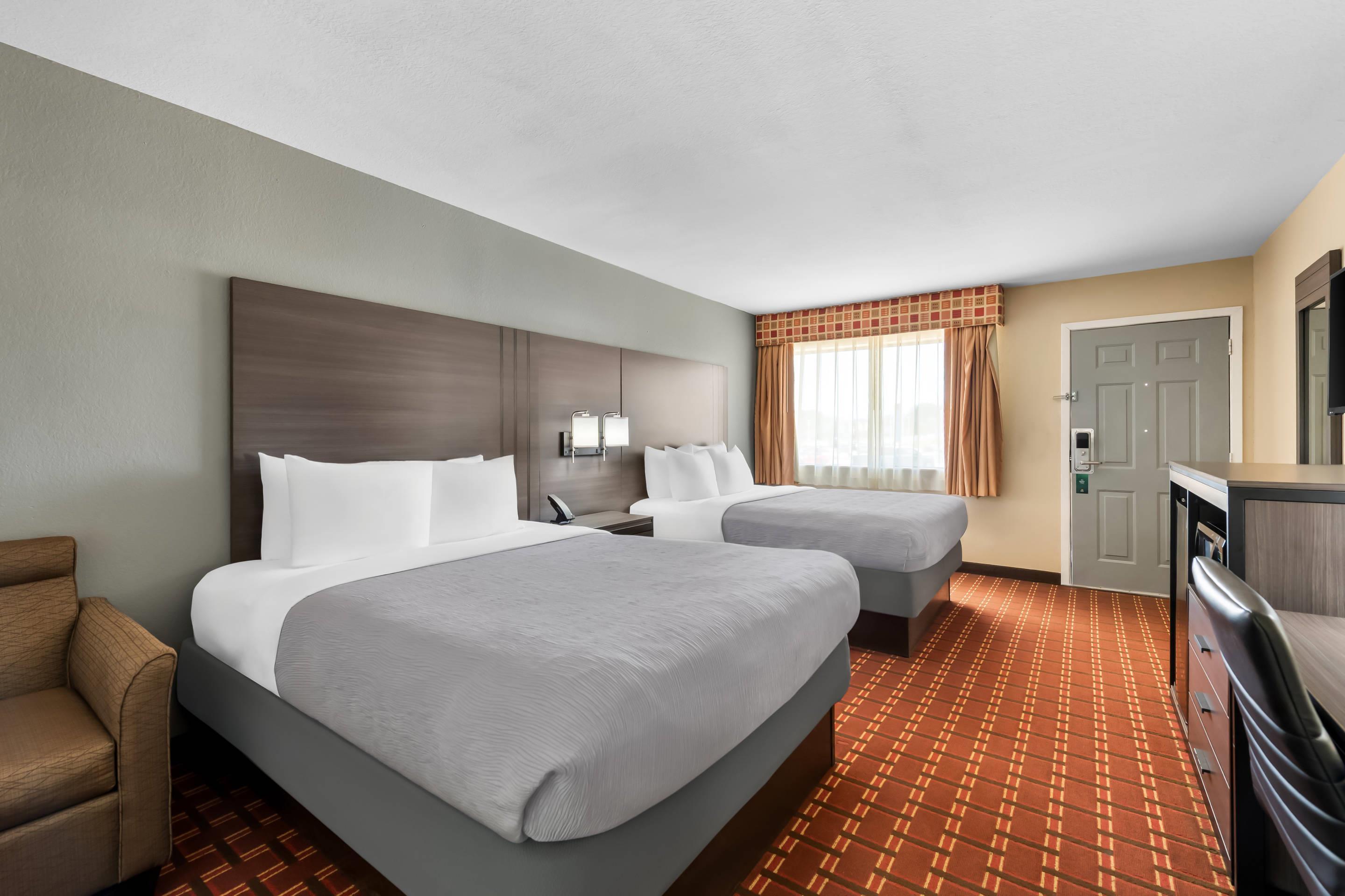 Double Two Queen Beds Non Smoking