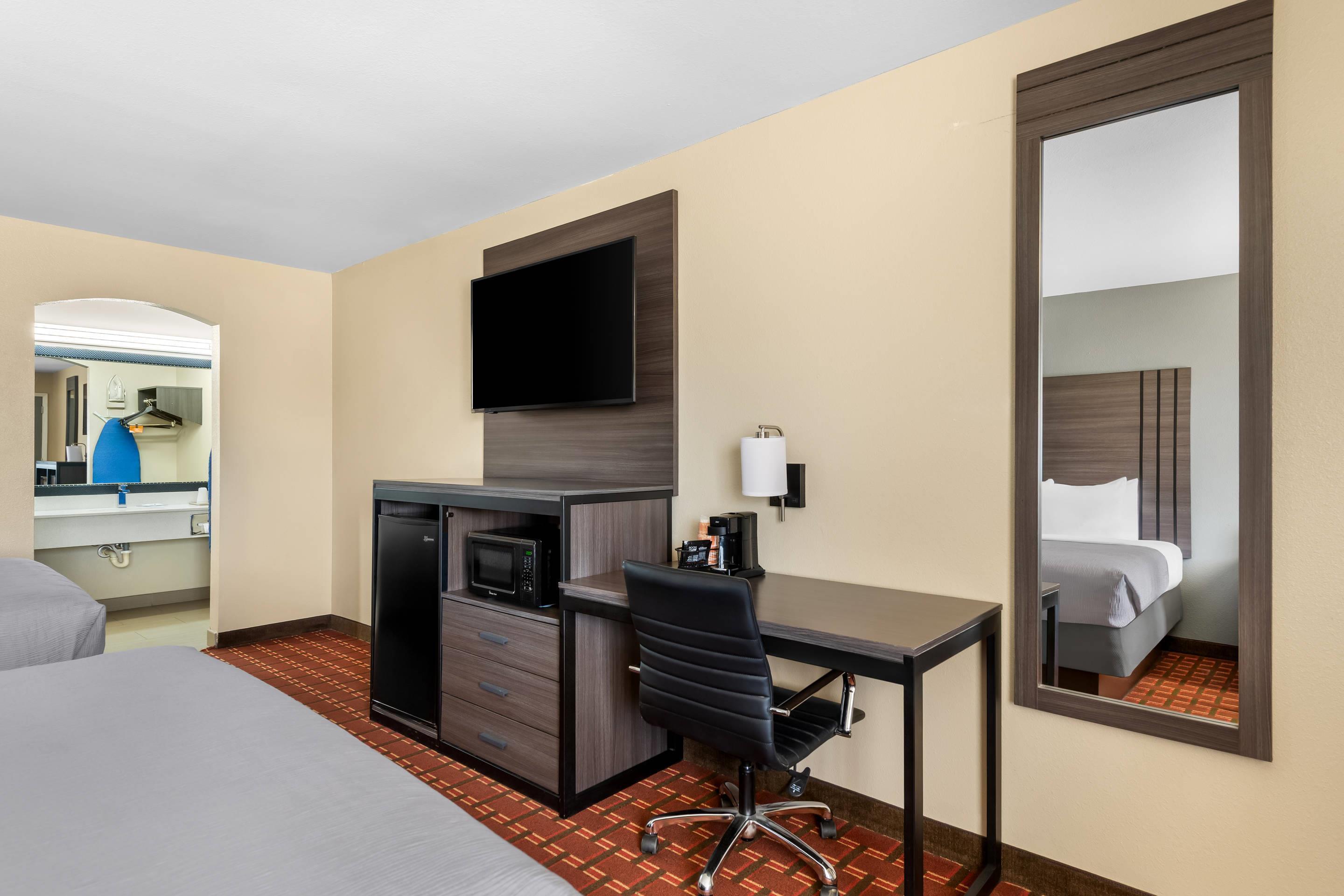 Double Two Queen Beds