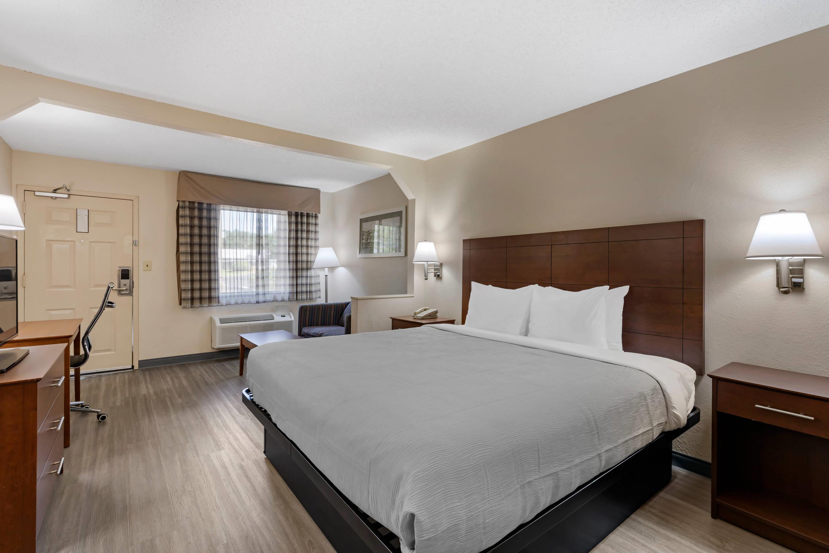 Double King Bed Non Smoking