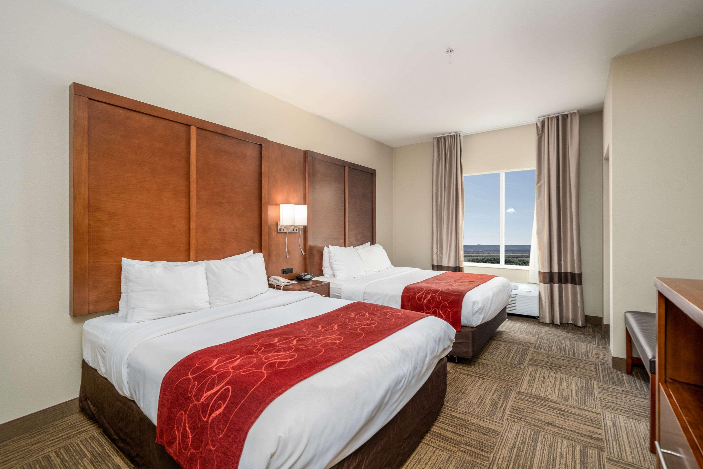 Suite Two Queen Beds