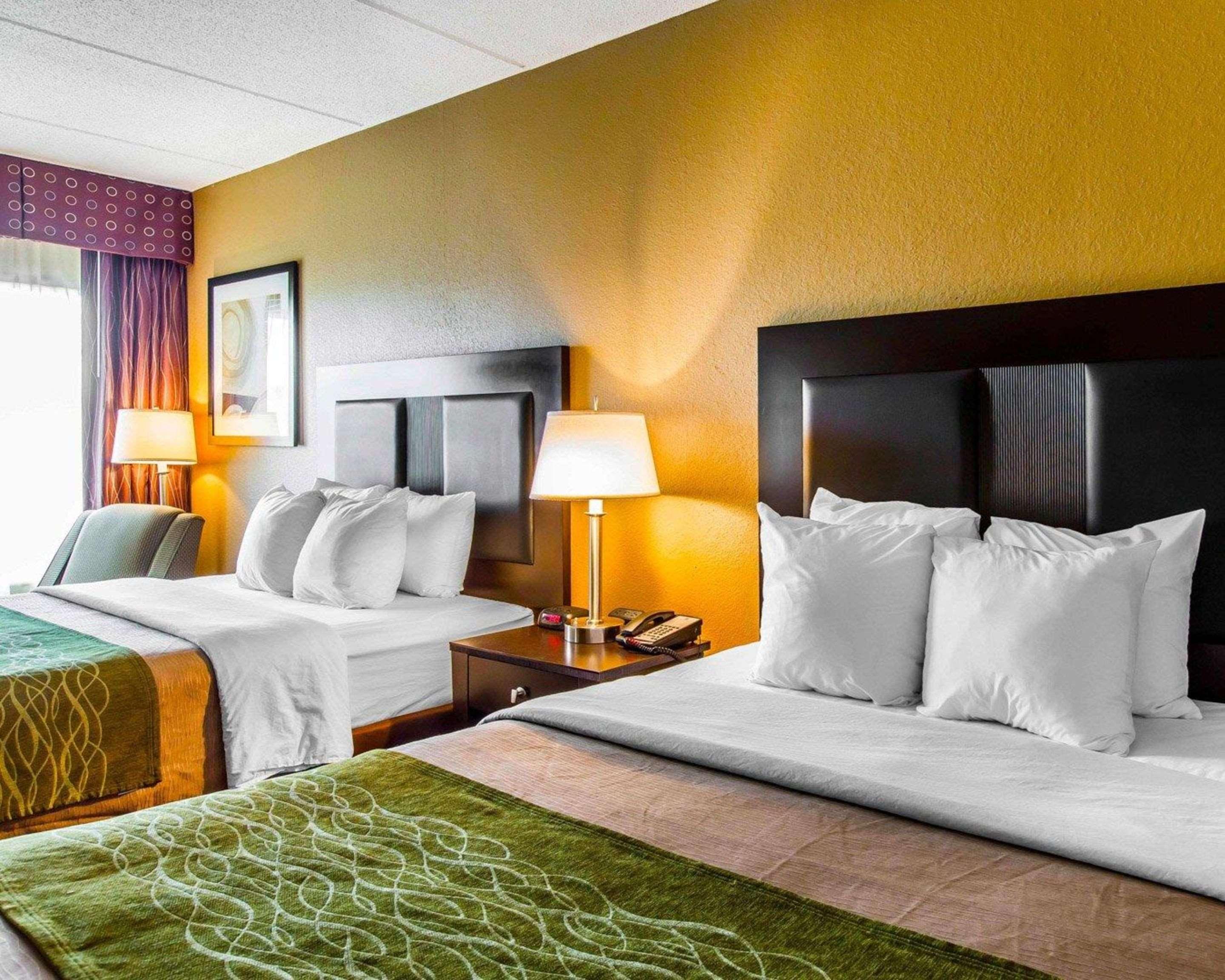 Double Two Queen Beds Non Smoking