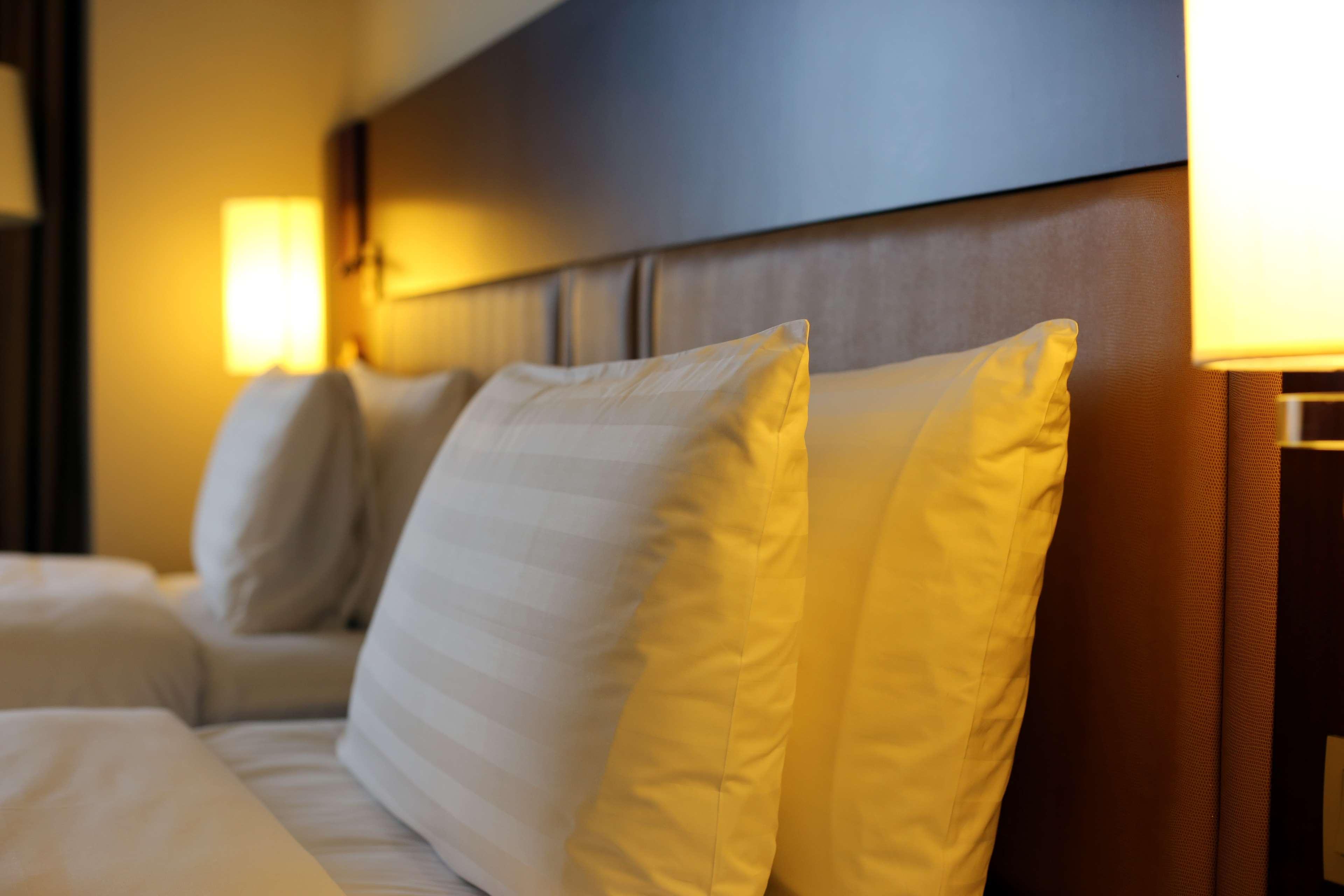 Double Club King Bed