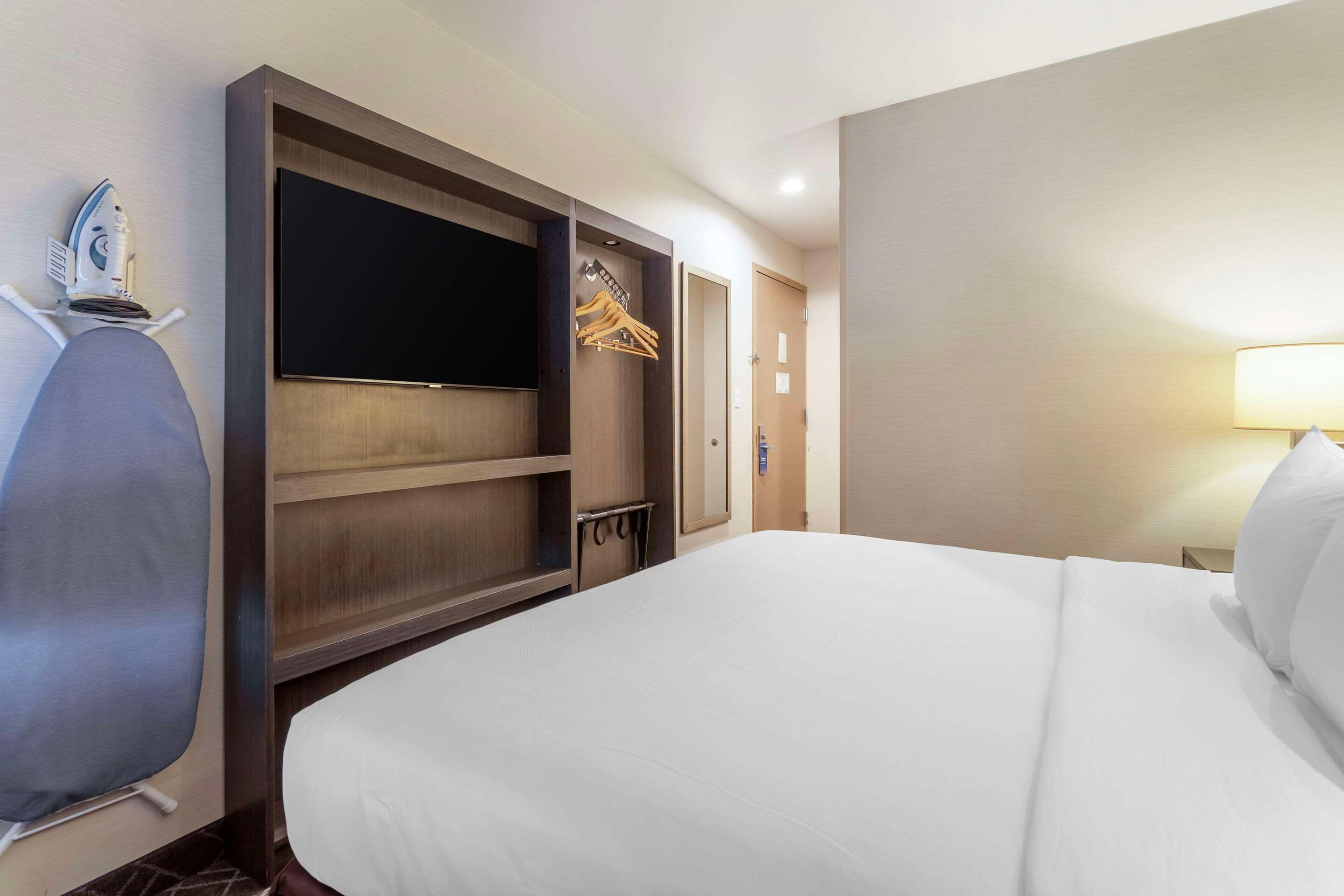 Double King Size Bed