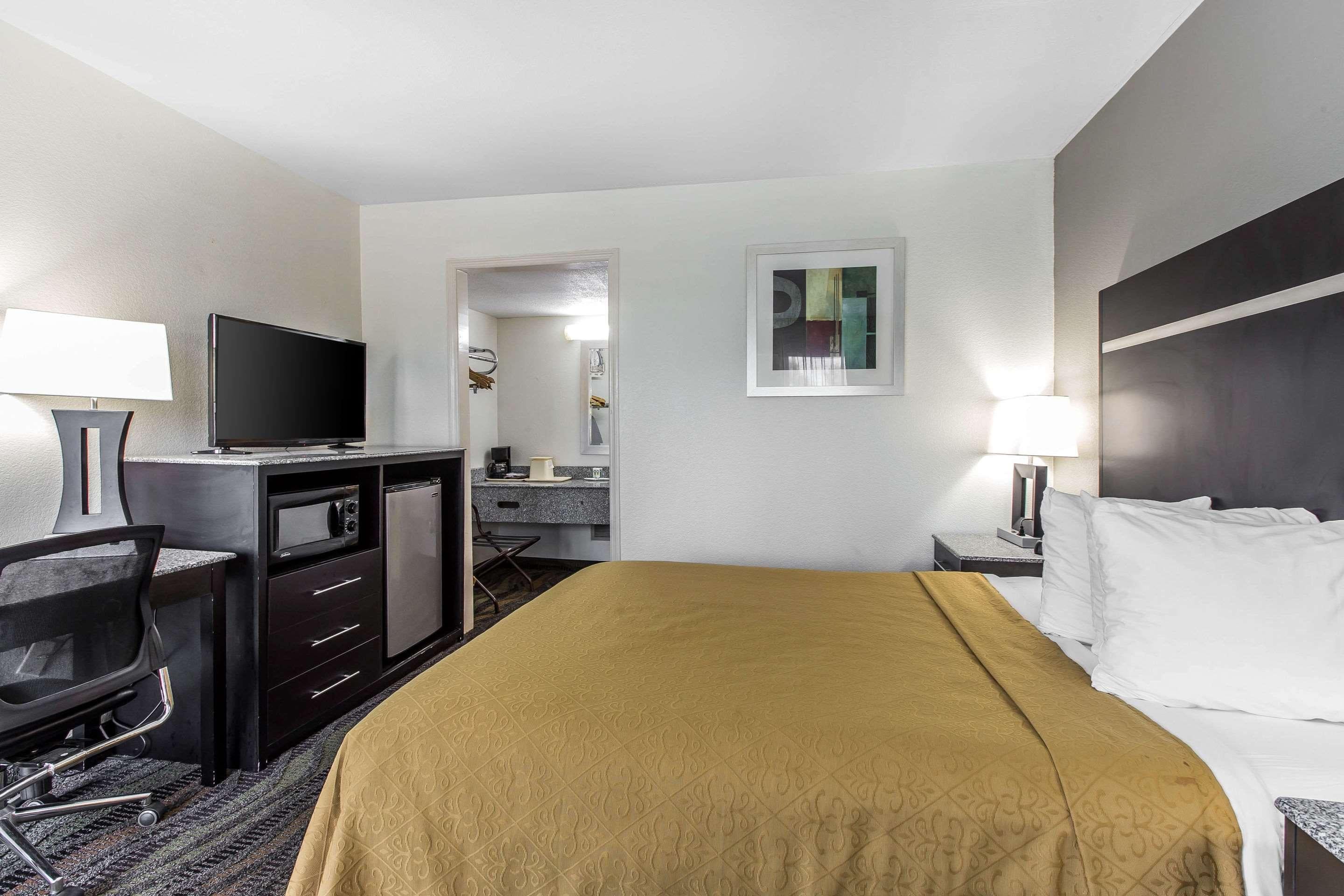 Double Queen Size Bed