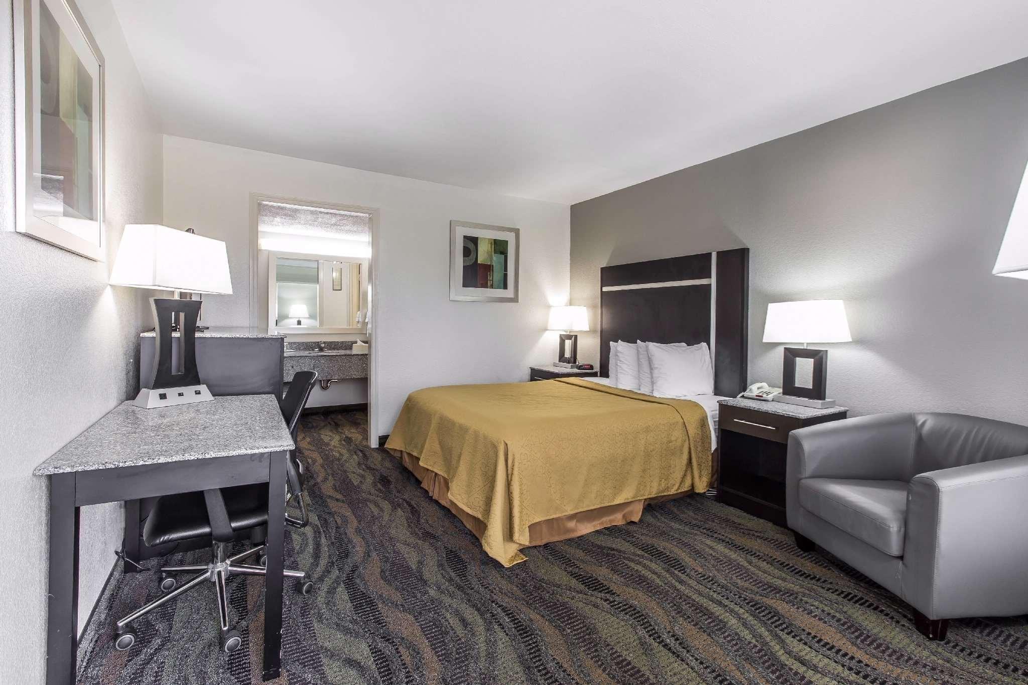 Double Queen Size Bed