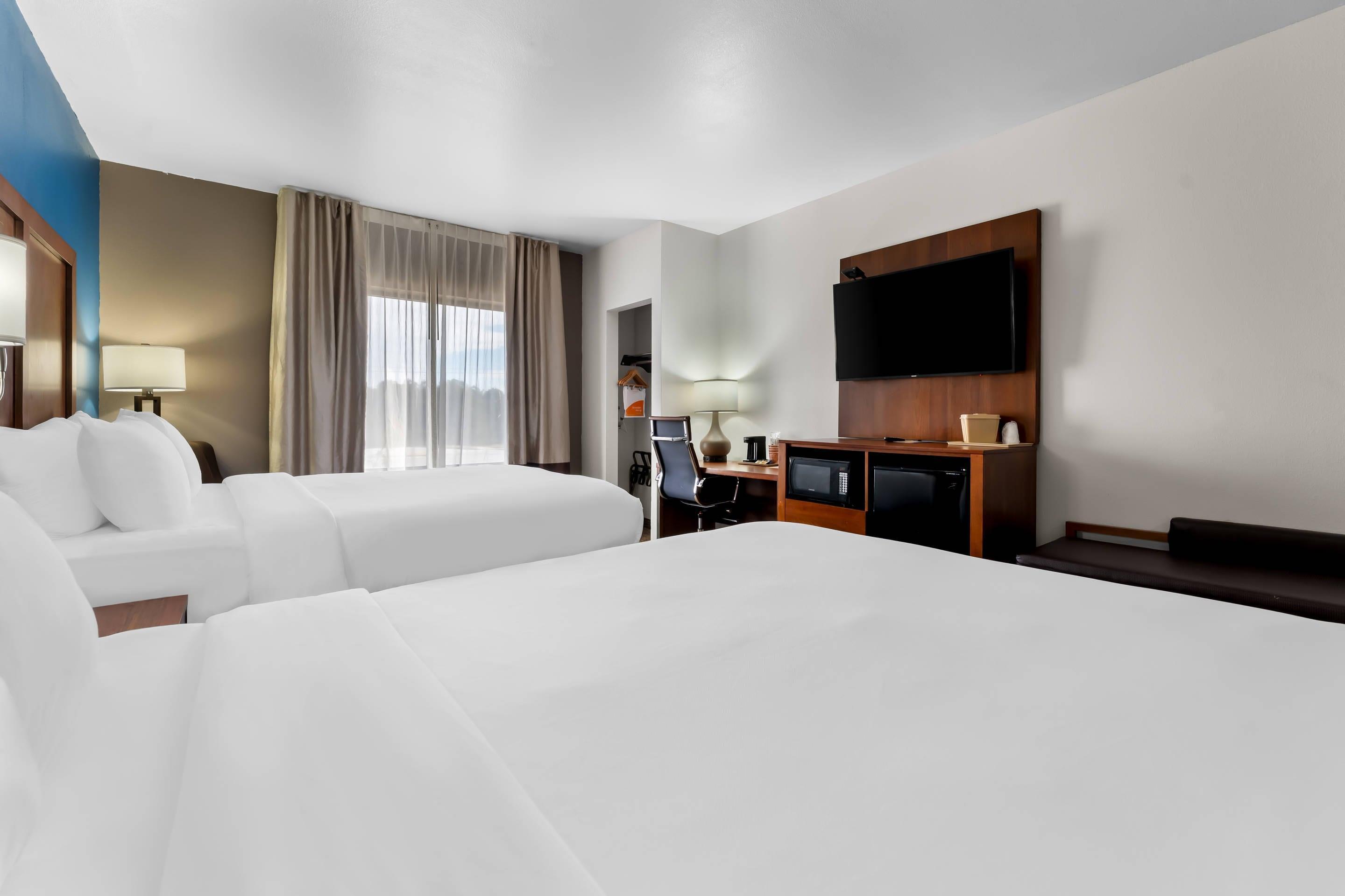 Double Two Queen Beds