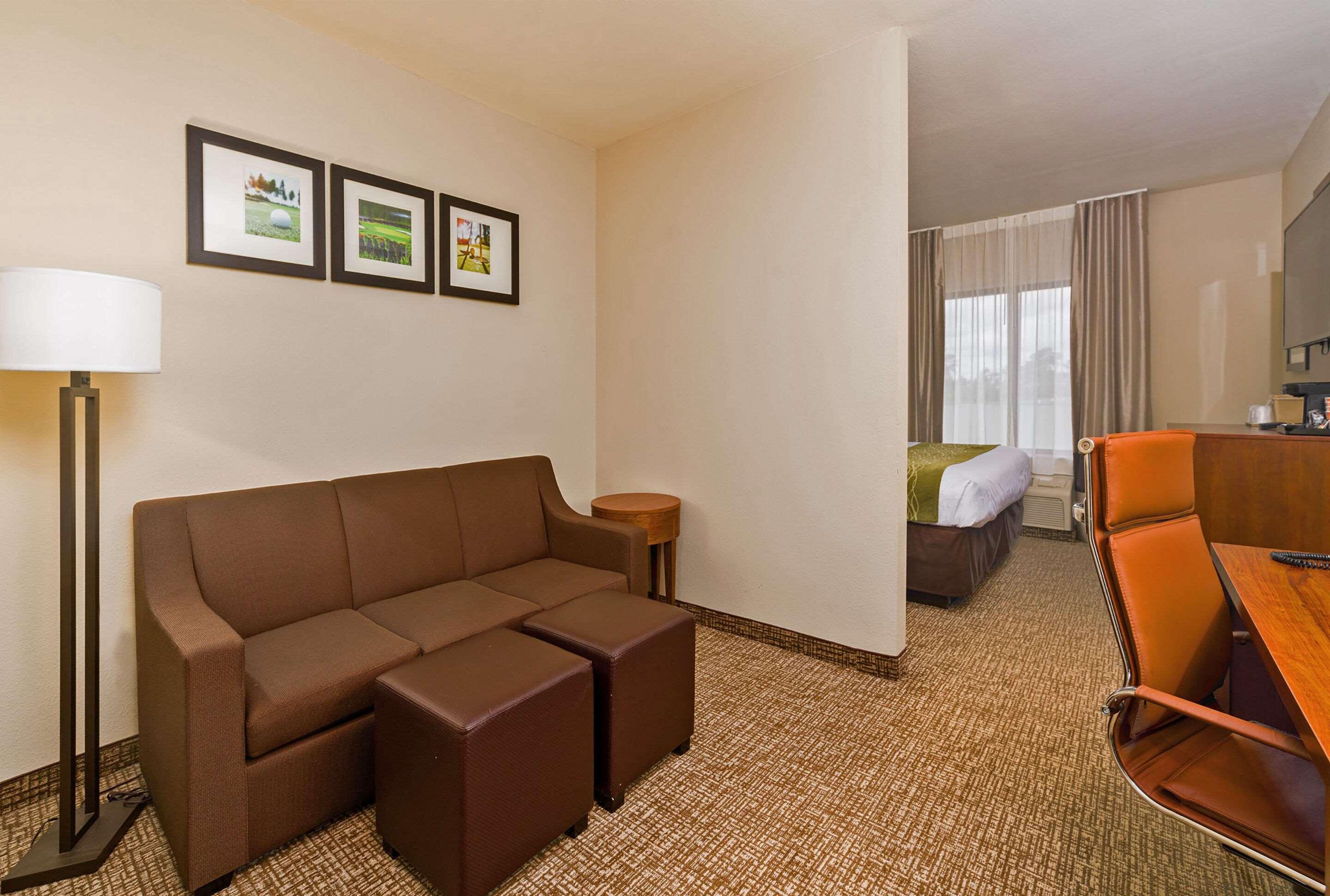 Suite Queen Bed Non Smoking