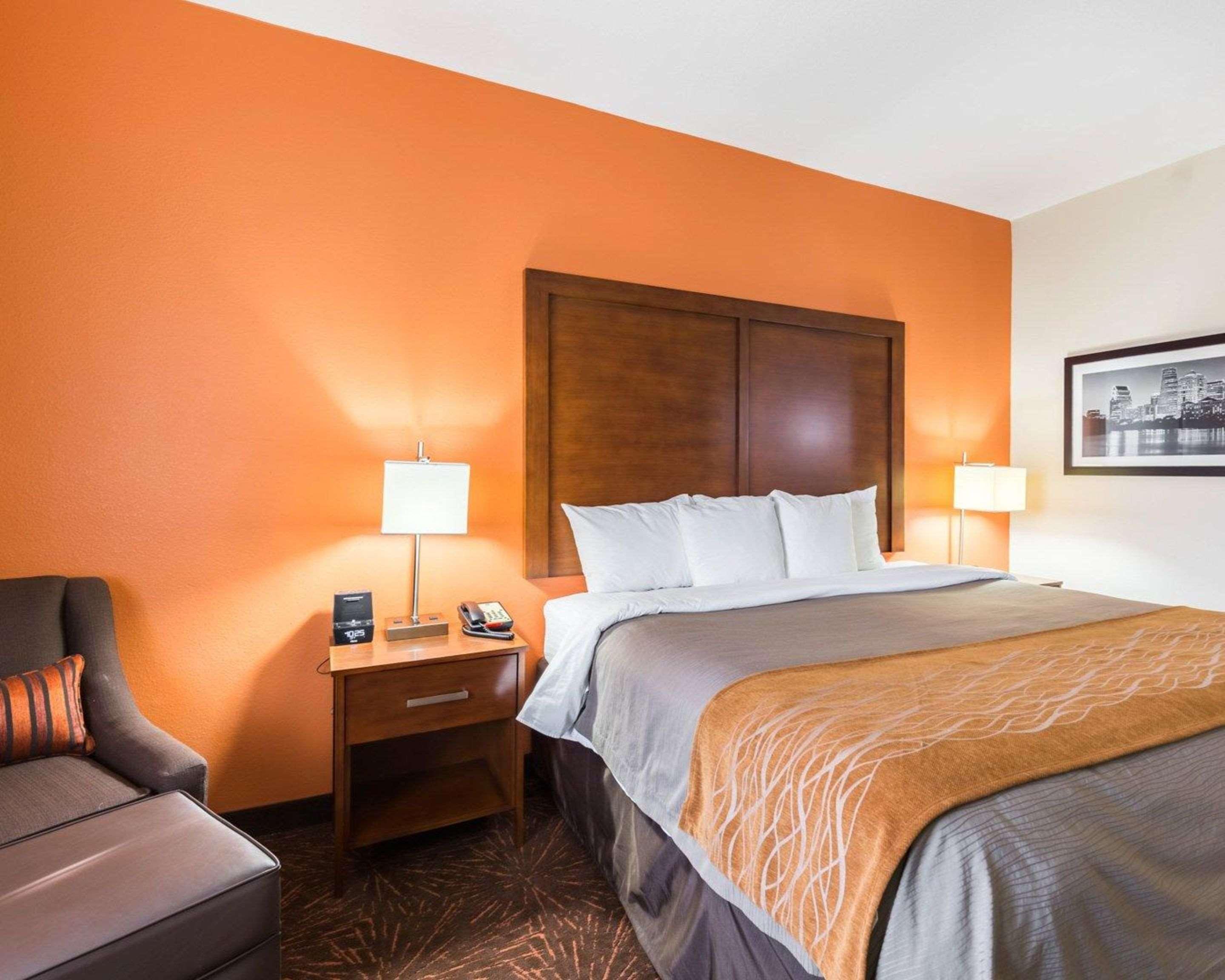 Double Two Queen Beds