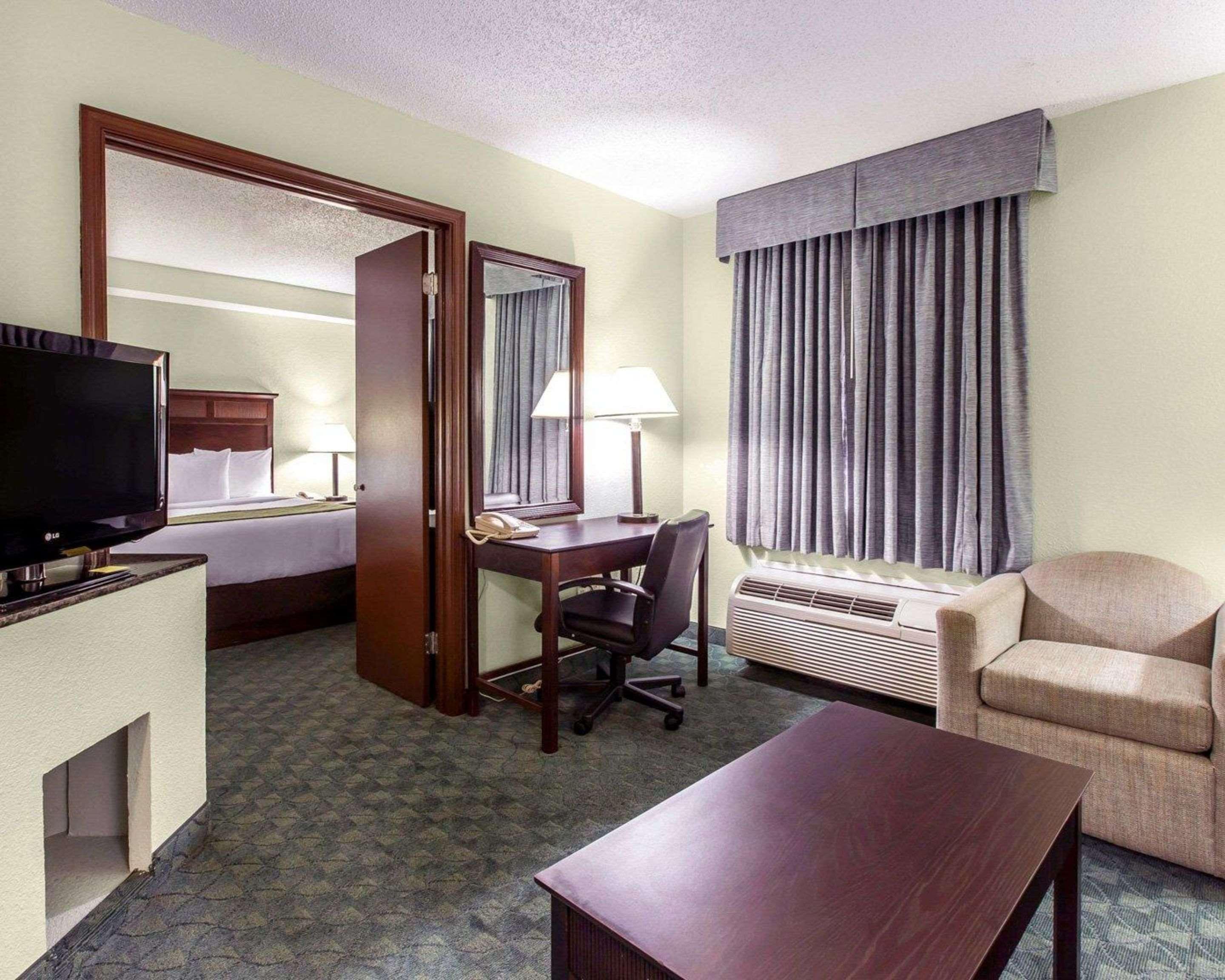 Suite King Bed Non Smoking