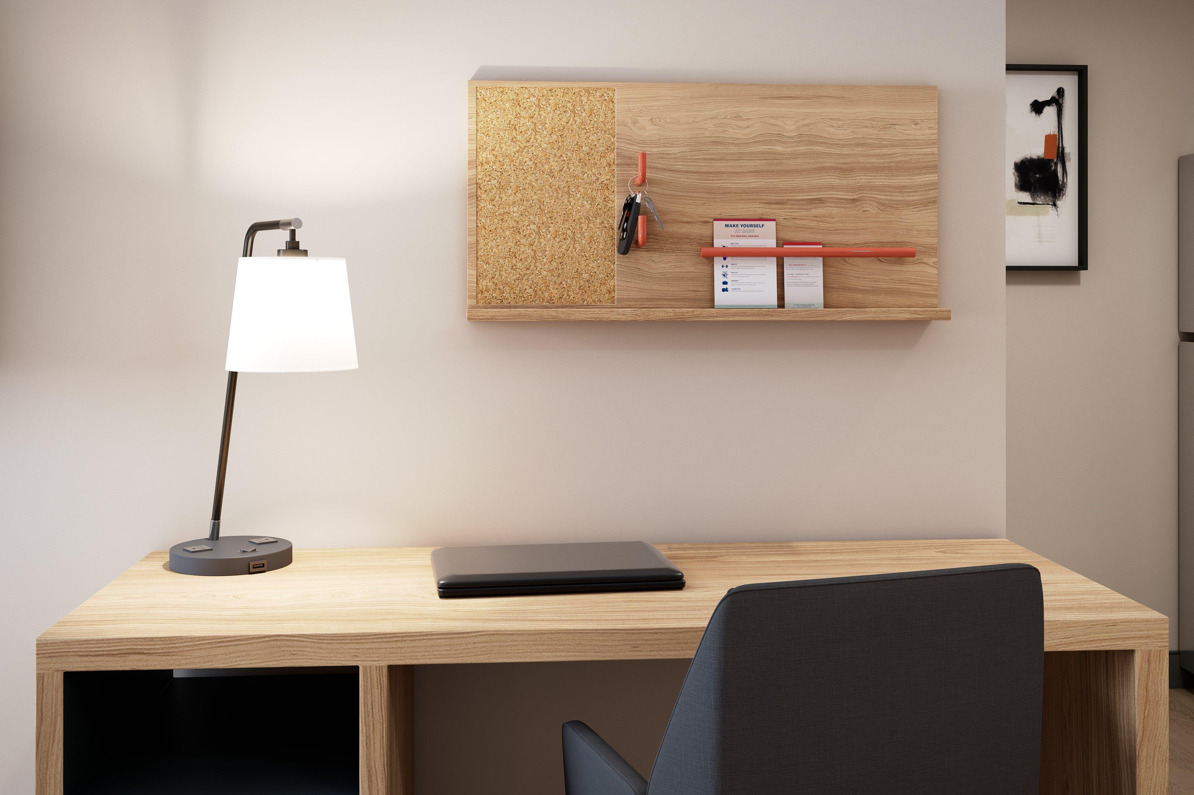 Suite Accessible King Size Bed