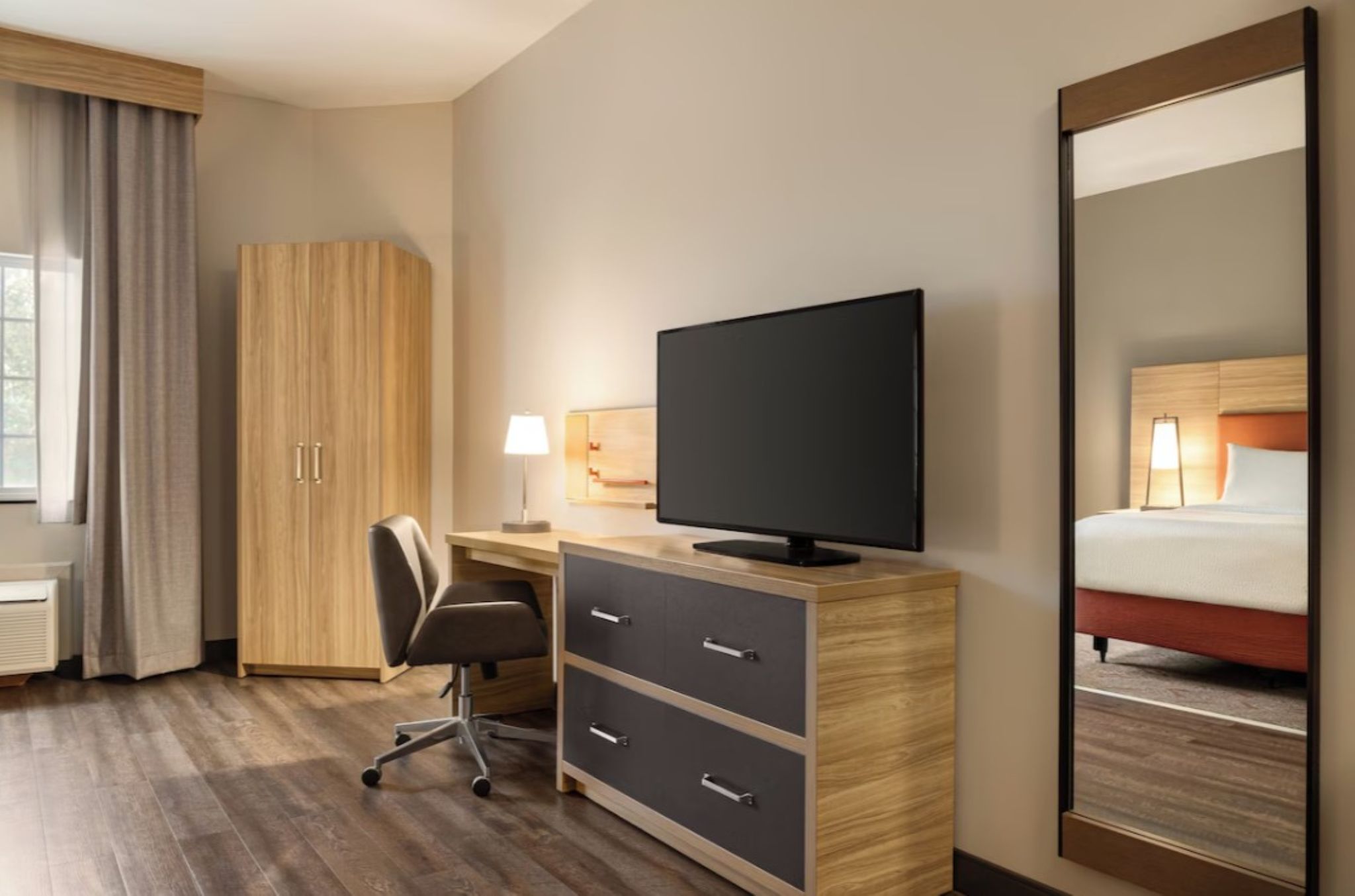 Studio King Size Bed