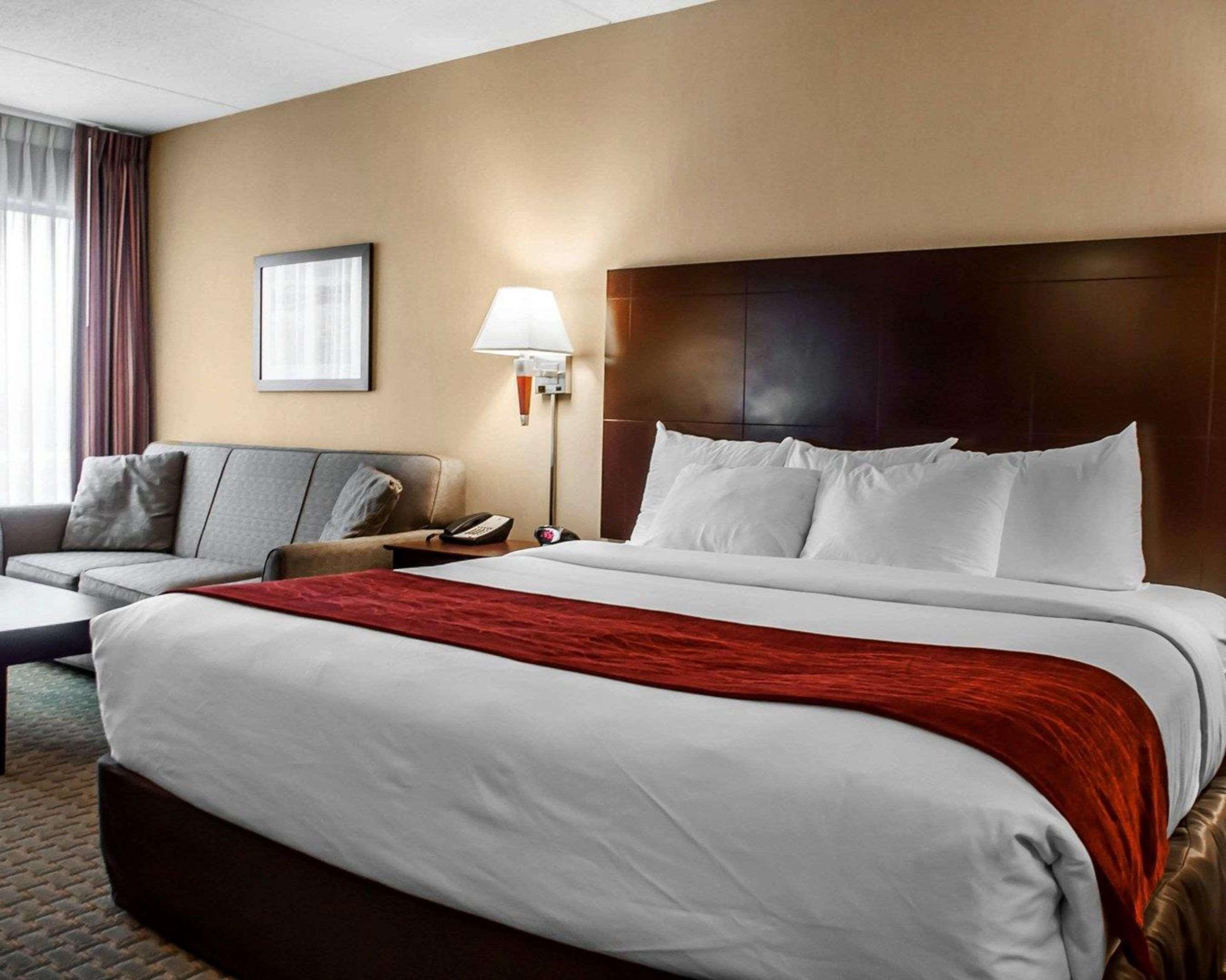 Double King Bed Non Smoking