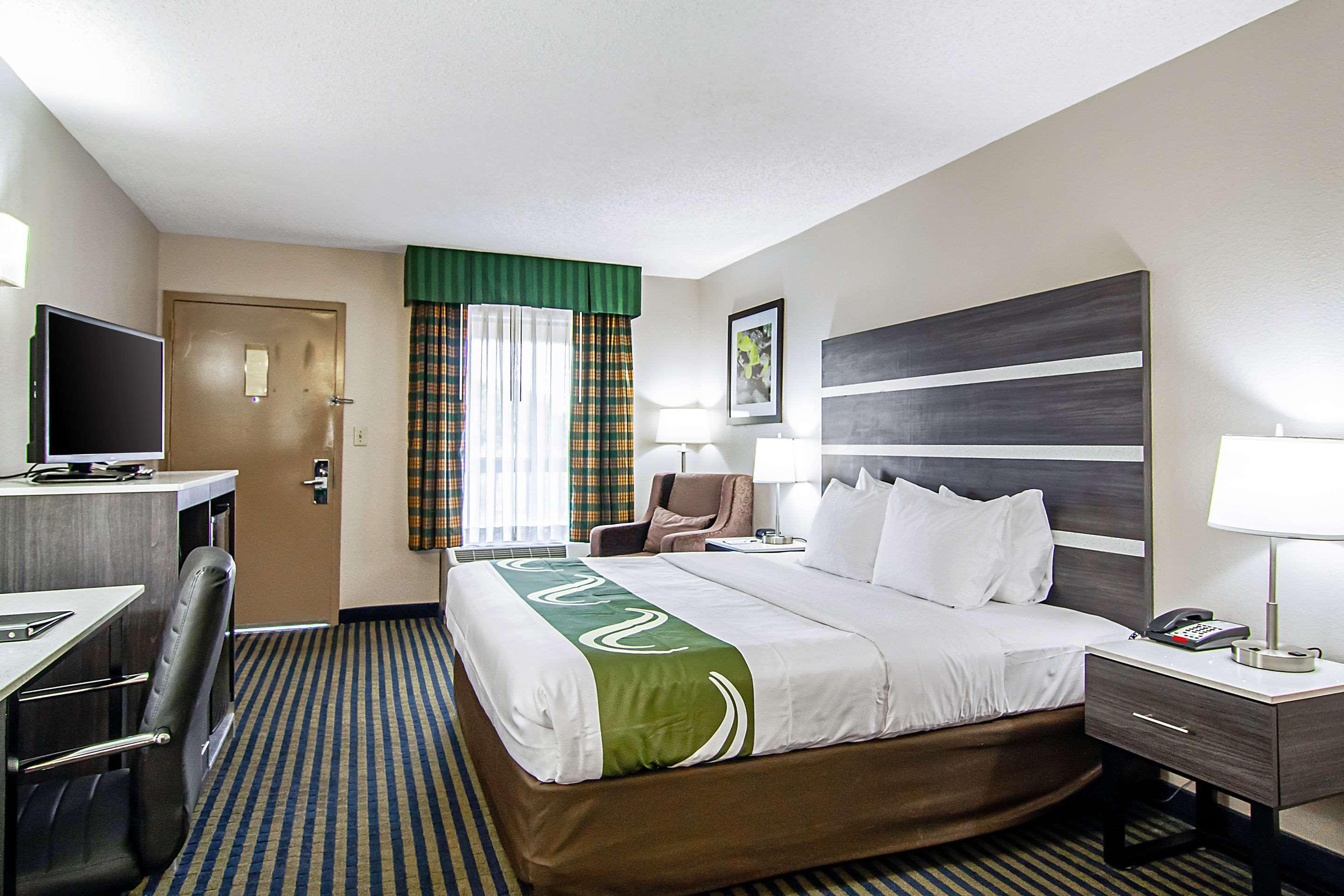 Double King Bed Non Smoking