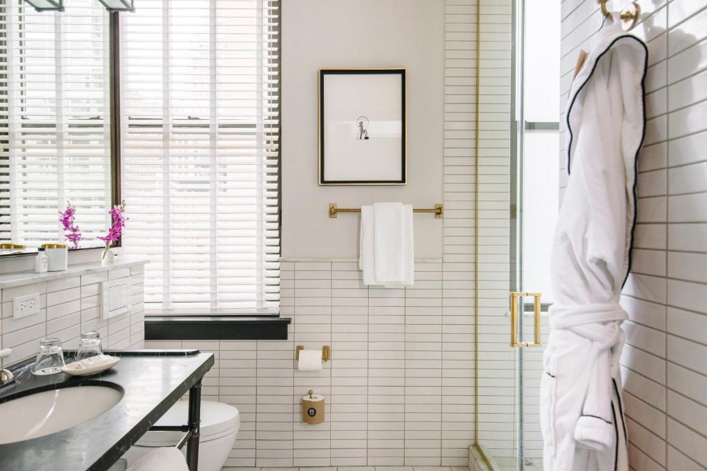 Room Deluxe Two Queen Beds