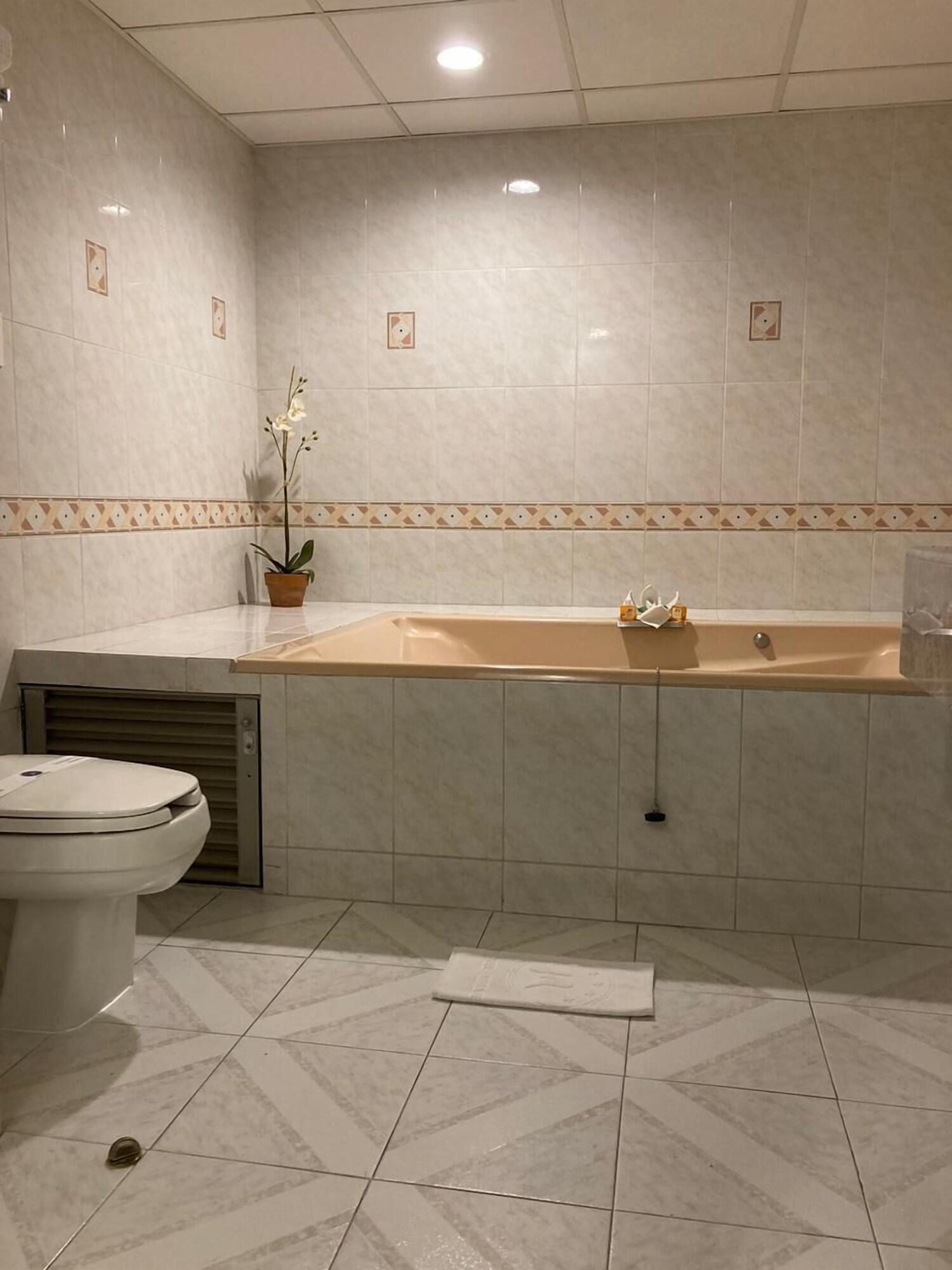 Junior Suite King Bed Non Smoking