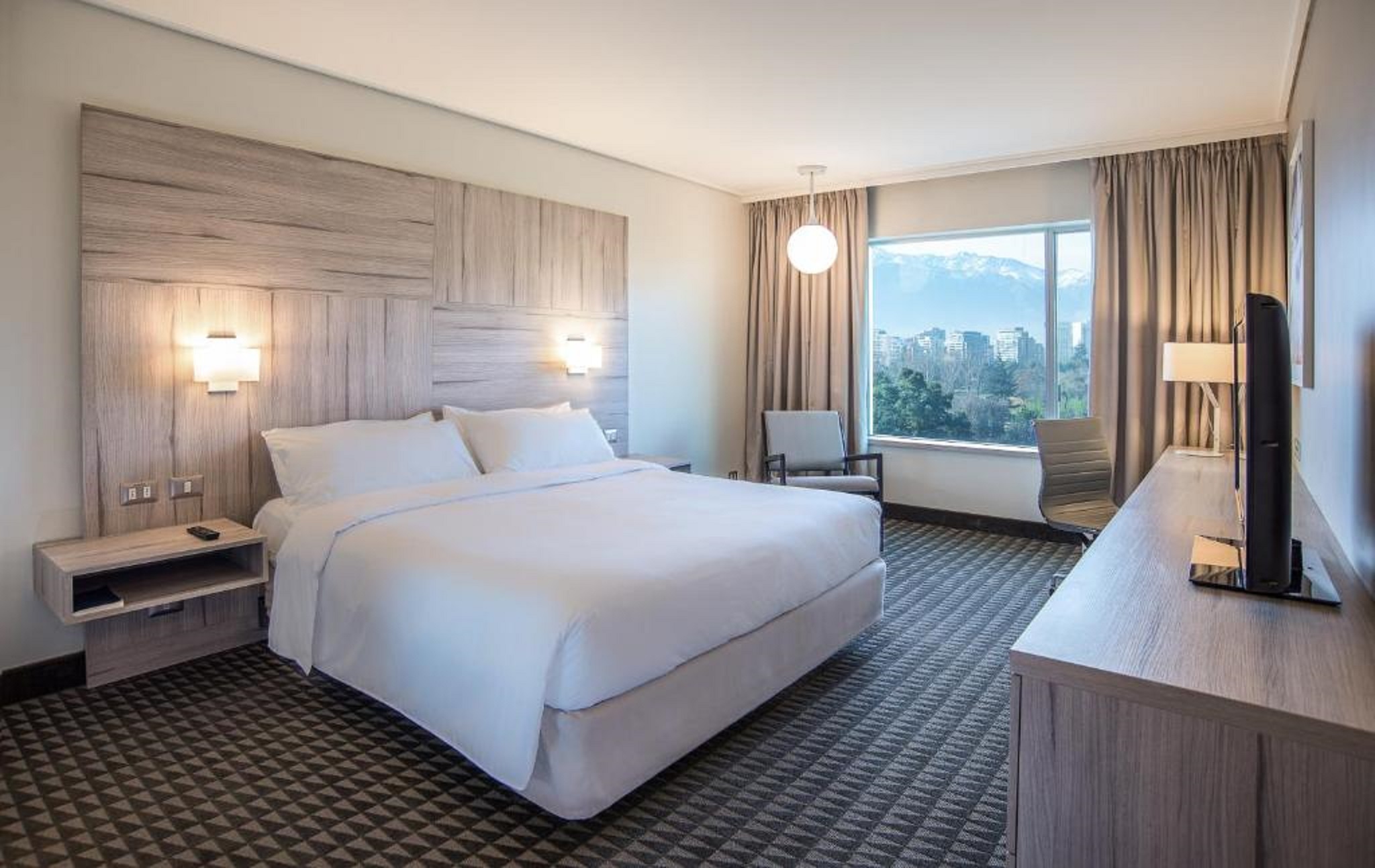 Junior Suite King Size Bed