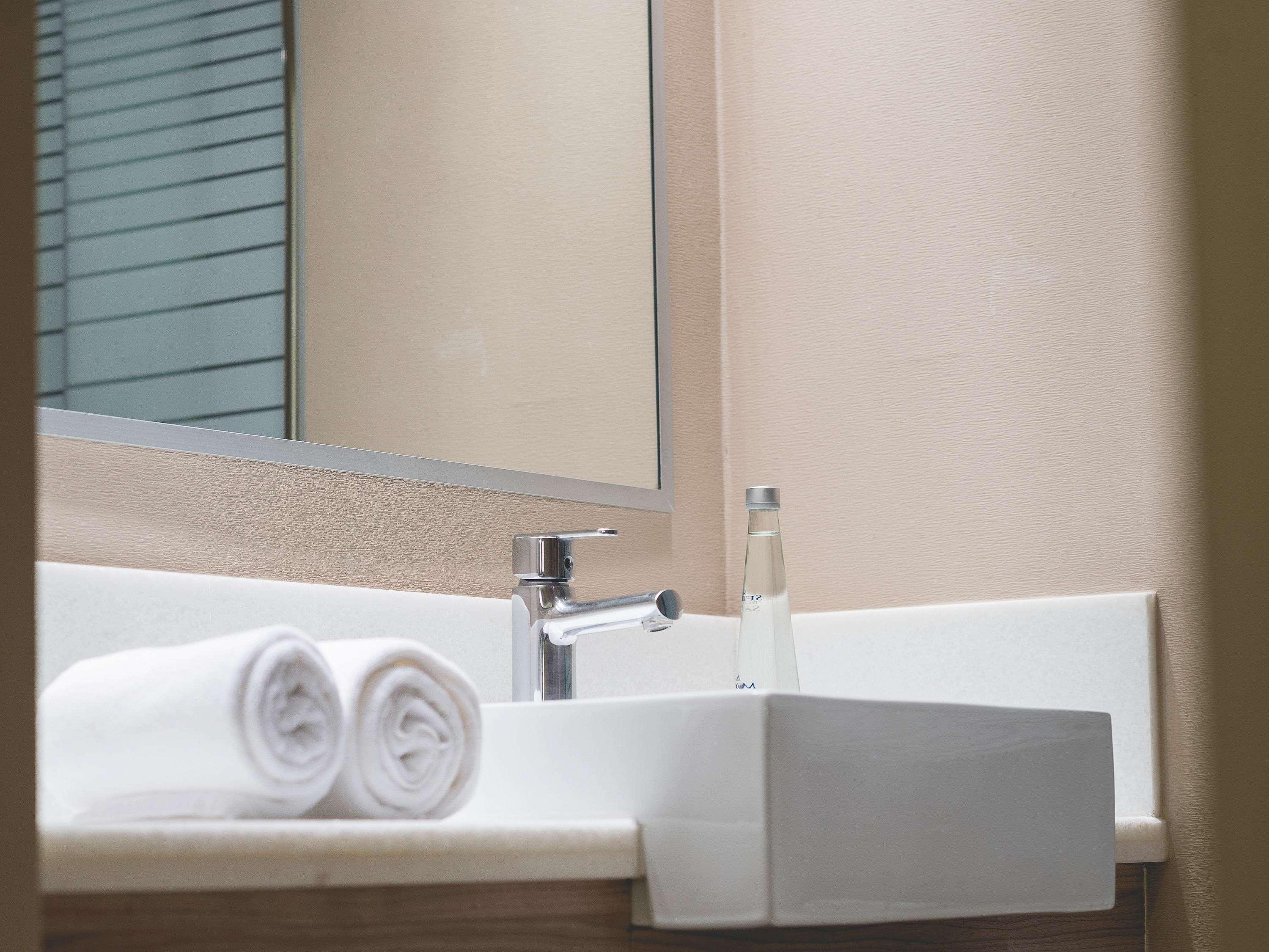 Double Superior Queen Bed