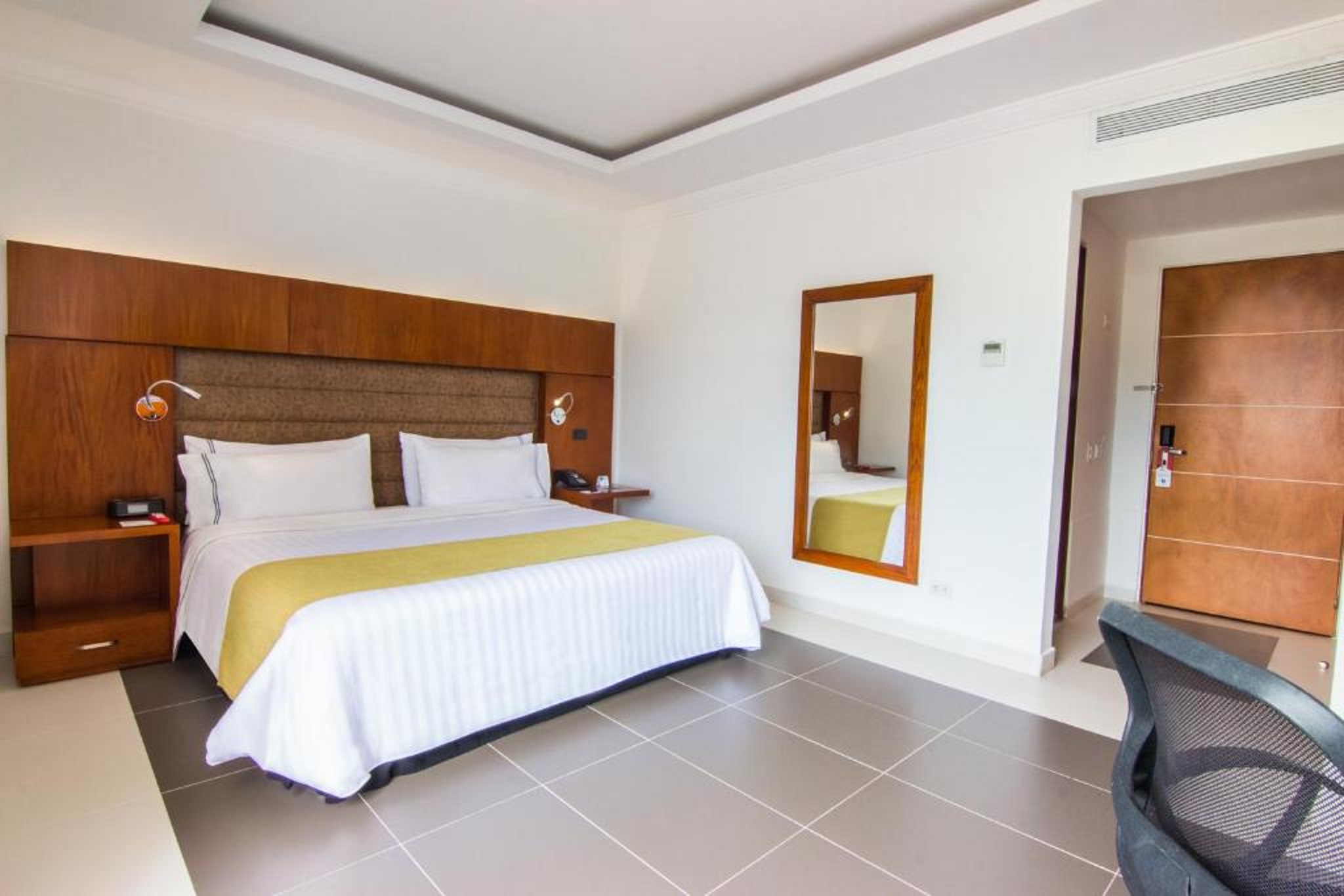 Junior Suite Capacity 1