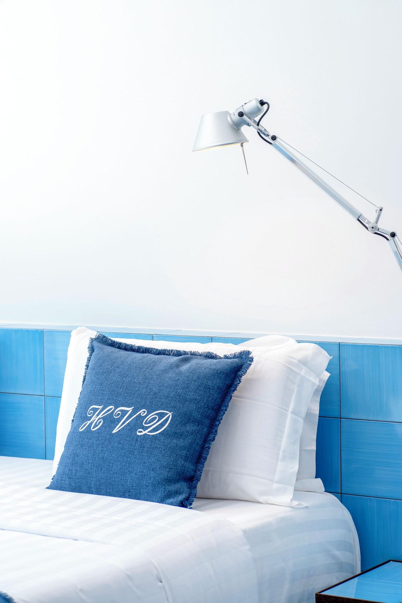 Junior Suite King Size Bed