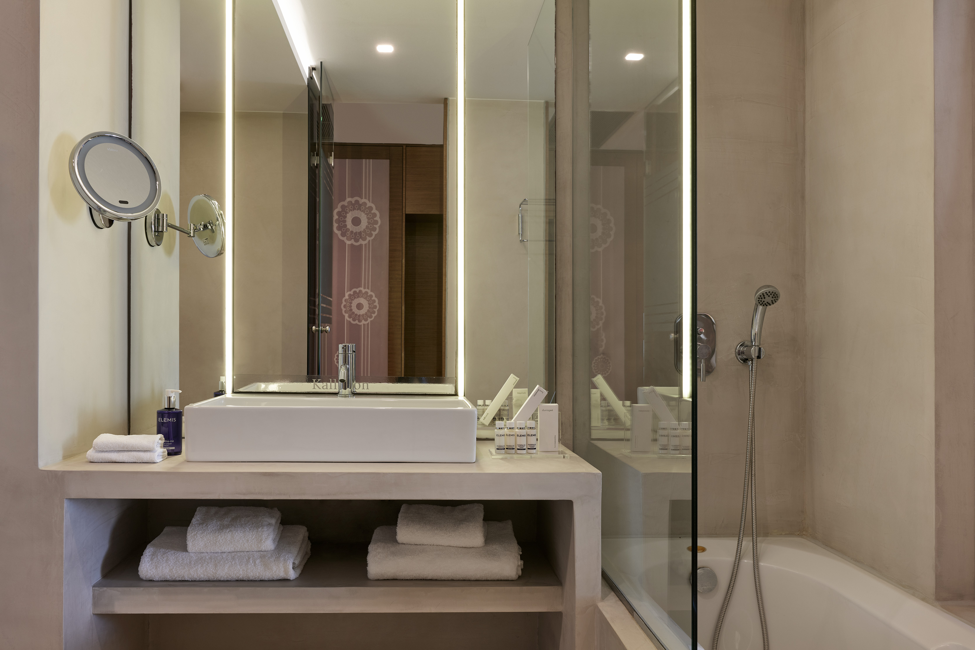 Double or Twin Superior