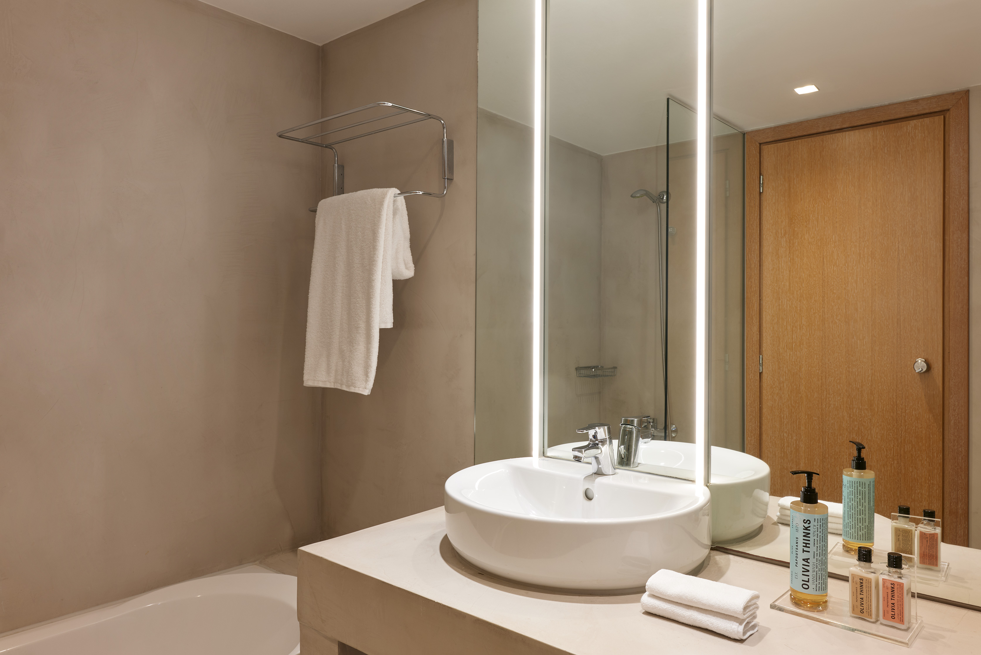 Double or Twin Superior