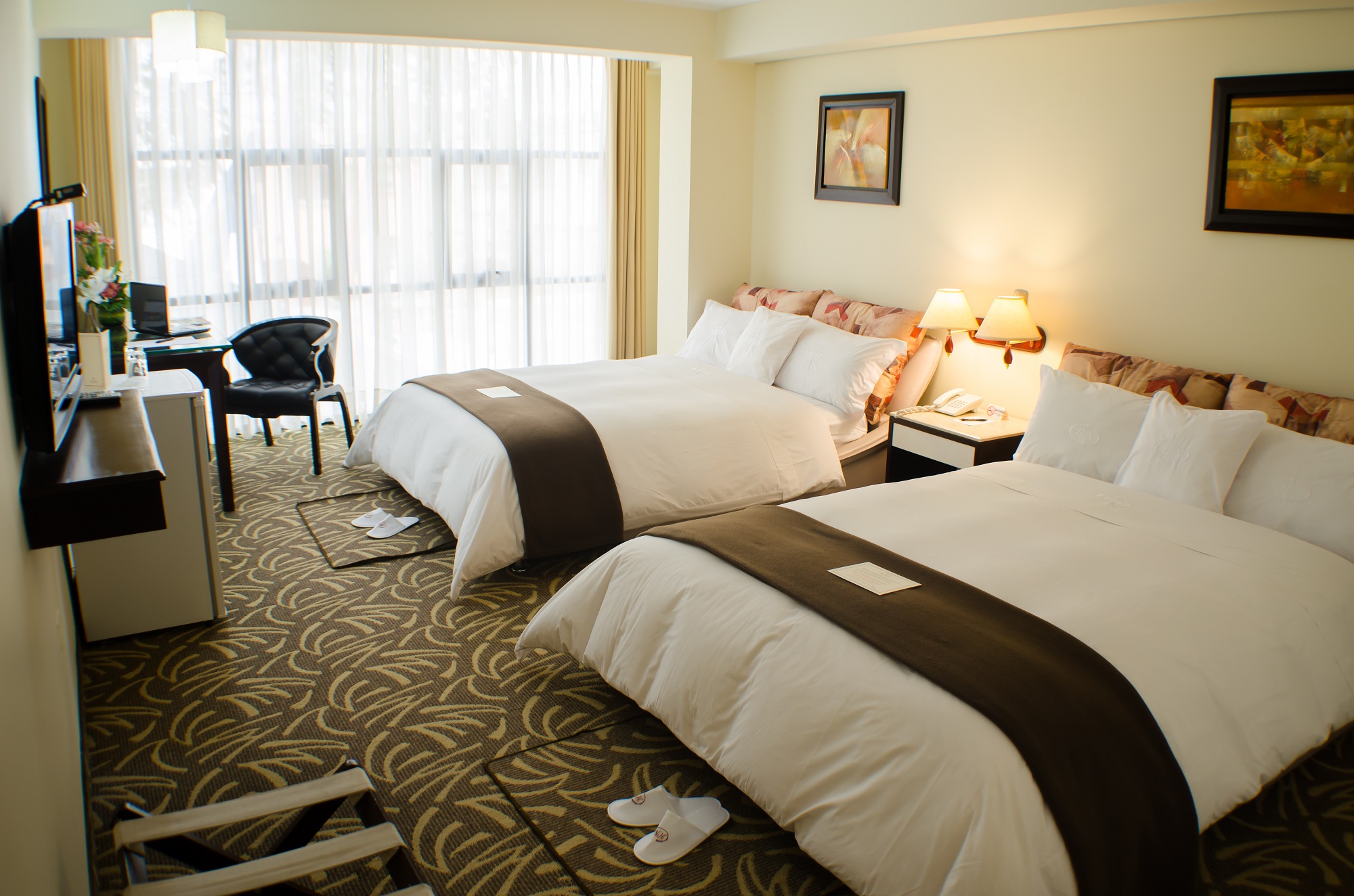 Double Queen Size Bed