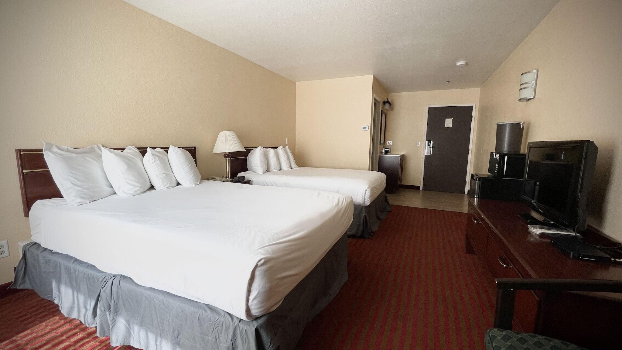 Double Accessible-two Queen Beds