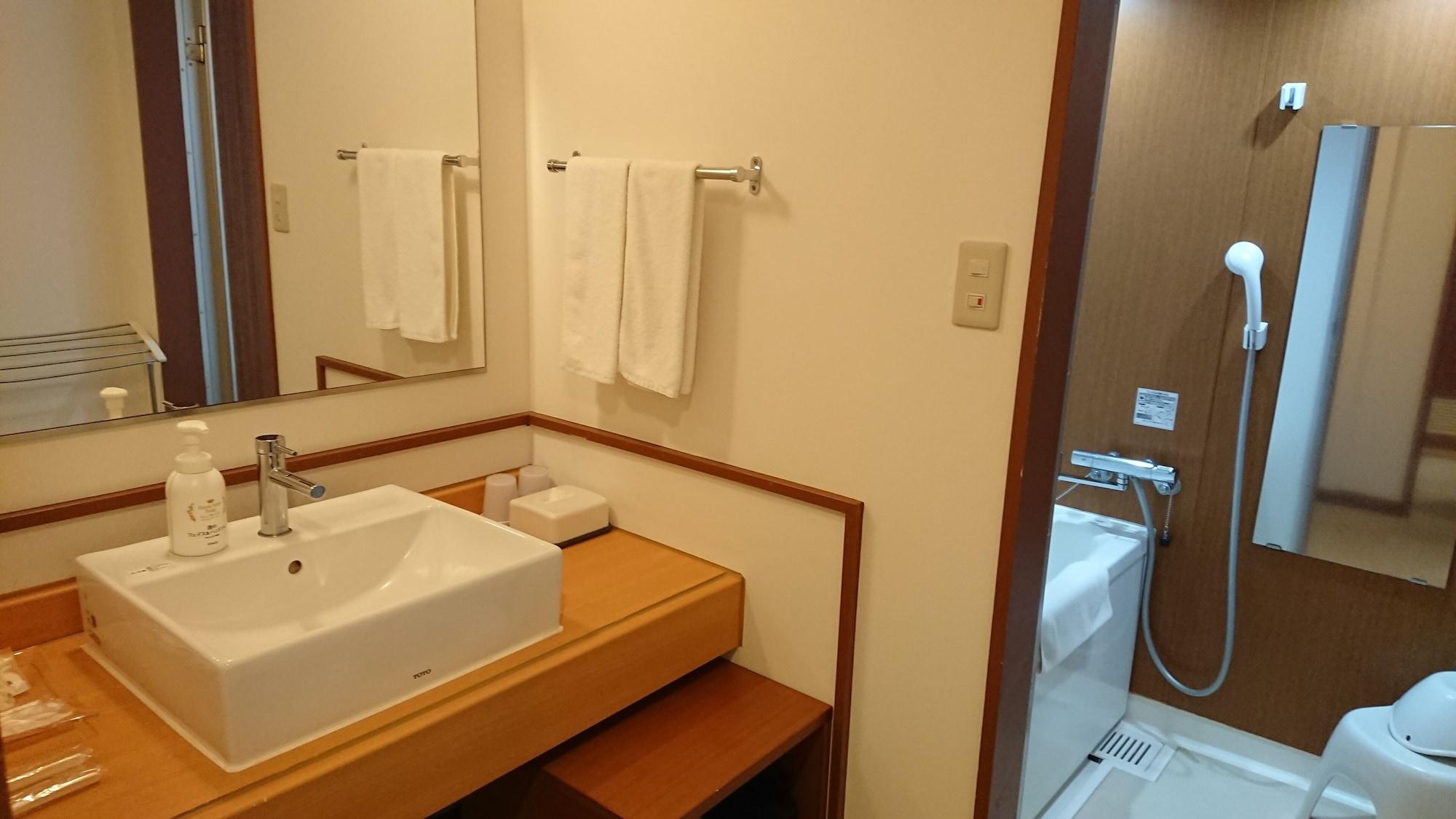 Twin Deluxe Ocean Front