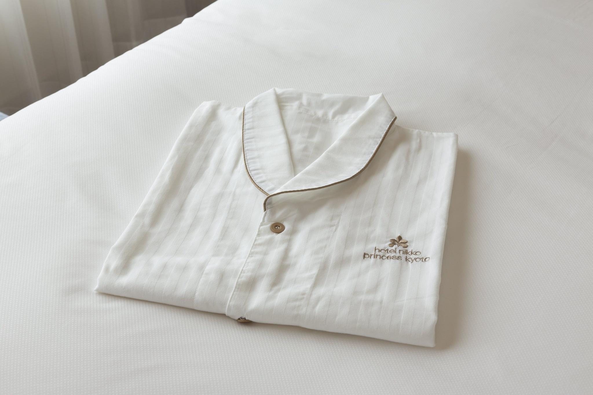 Double Premium Queen Bed