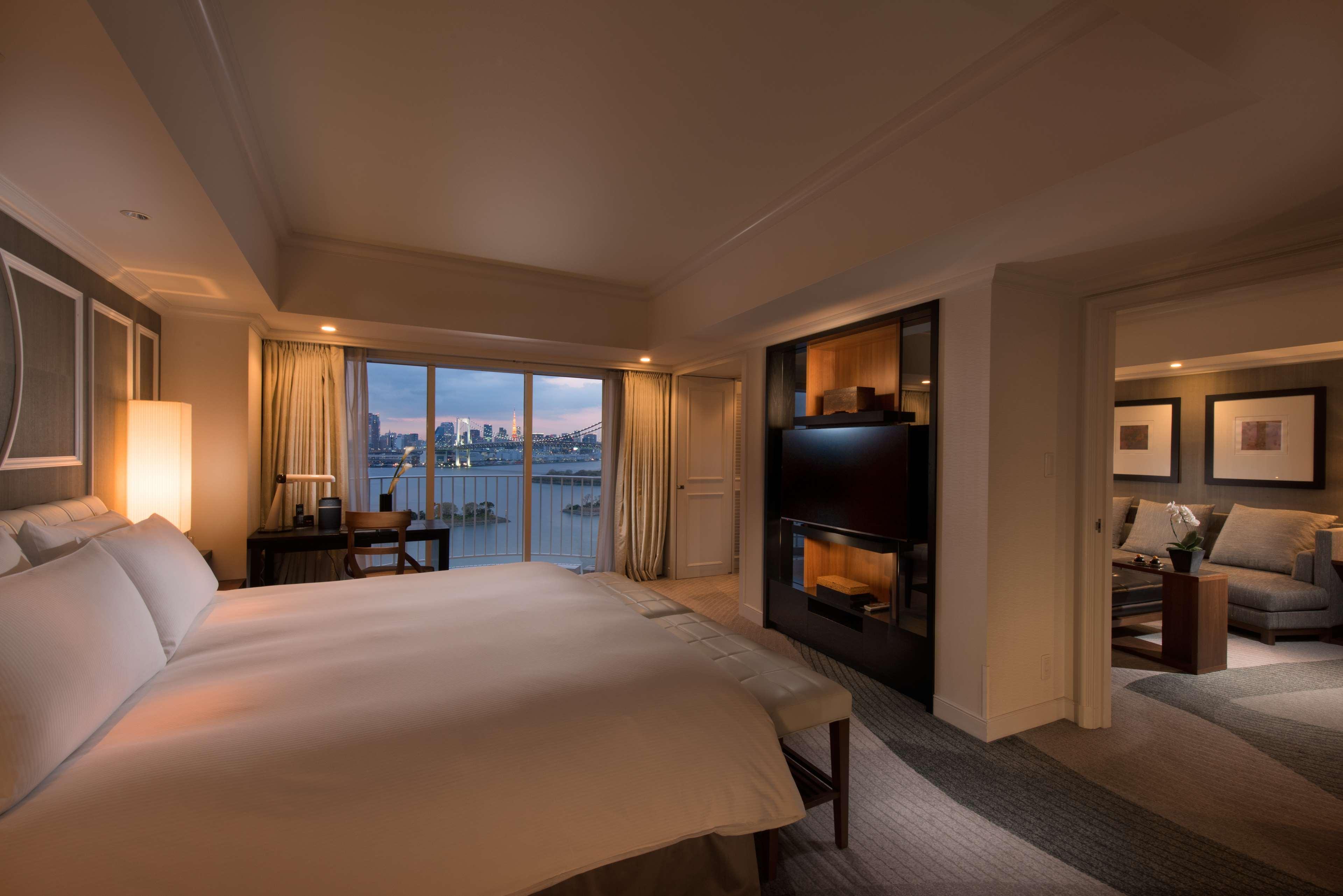 Suite King Bed One Bedroom 