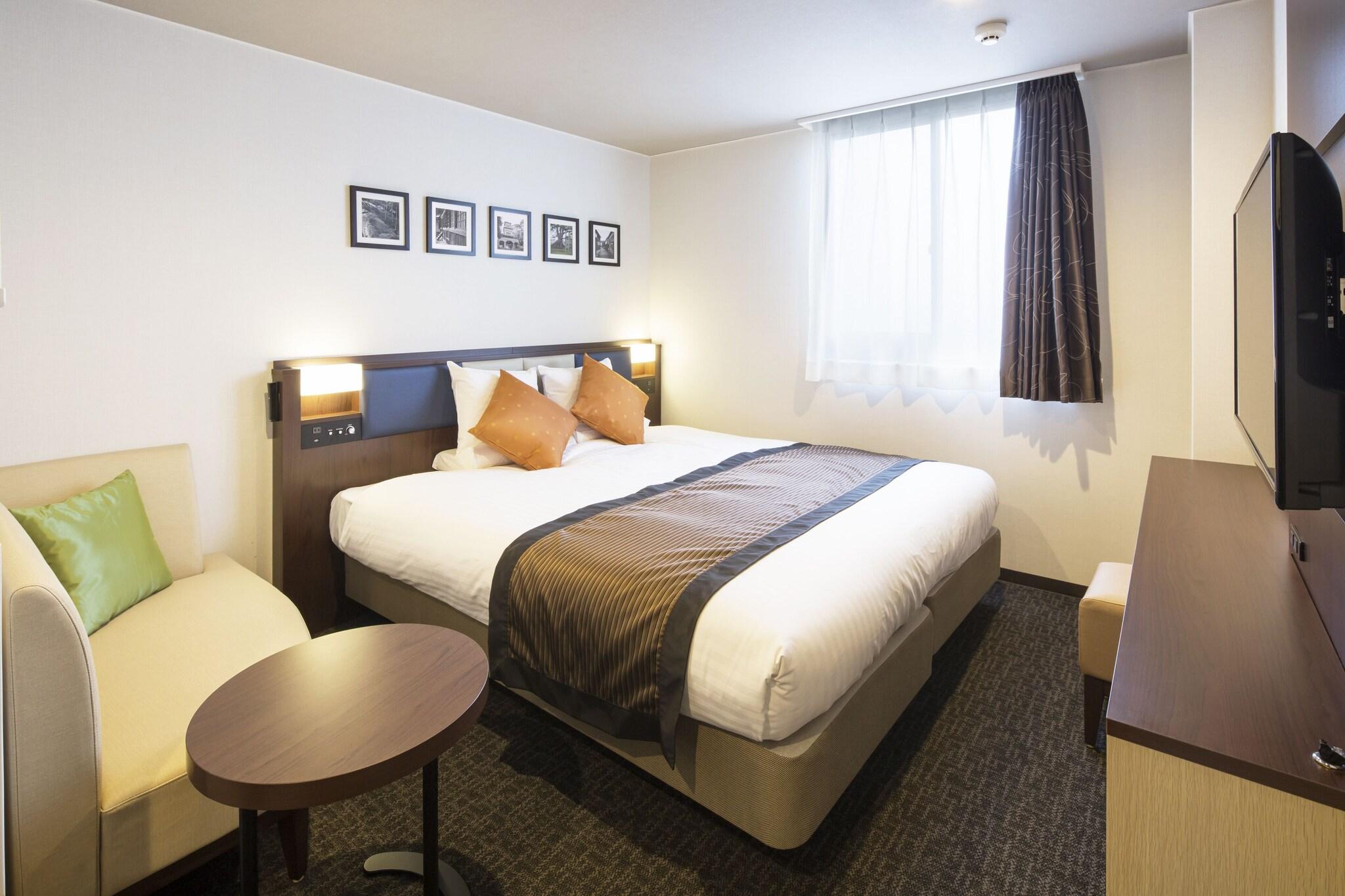 Double King Bed Non Smoking