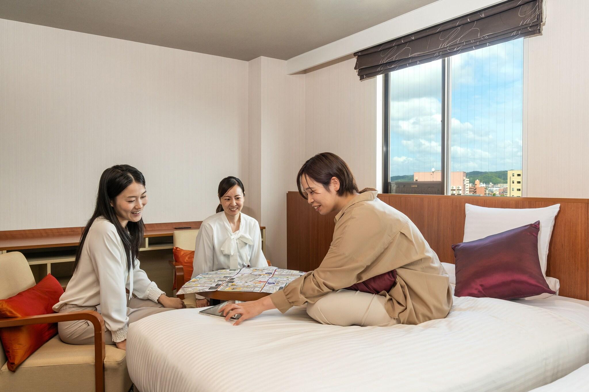 Triple Deluxe Non Smoking