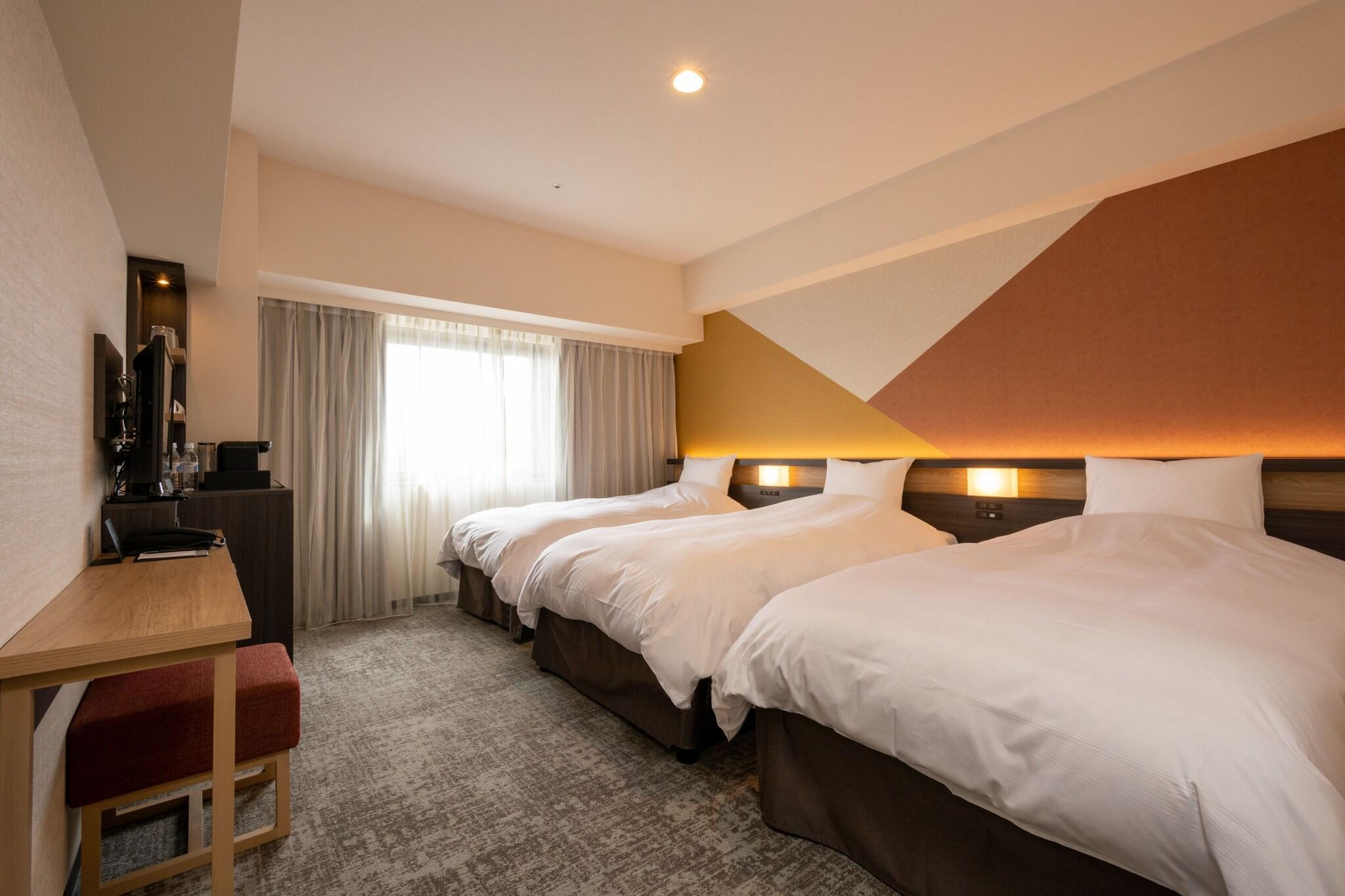 Room Two Beds