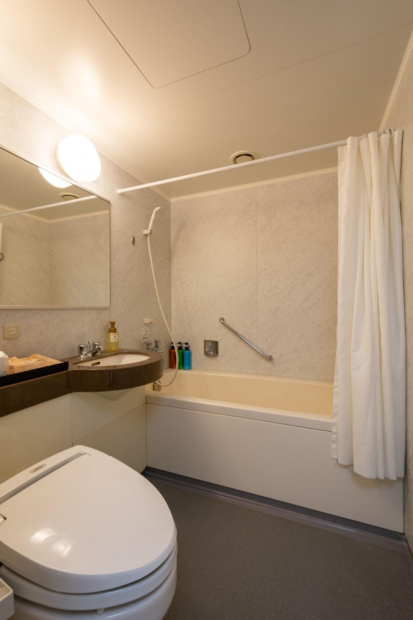 Room Two Beds