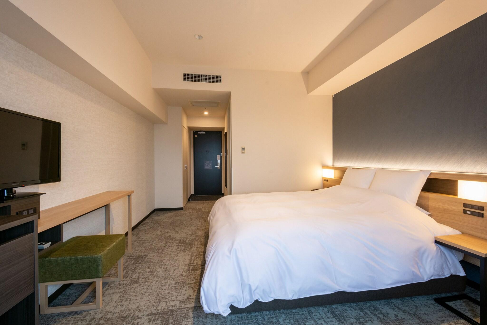 Double King Bed Non Smoking