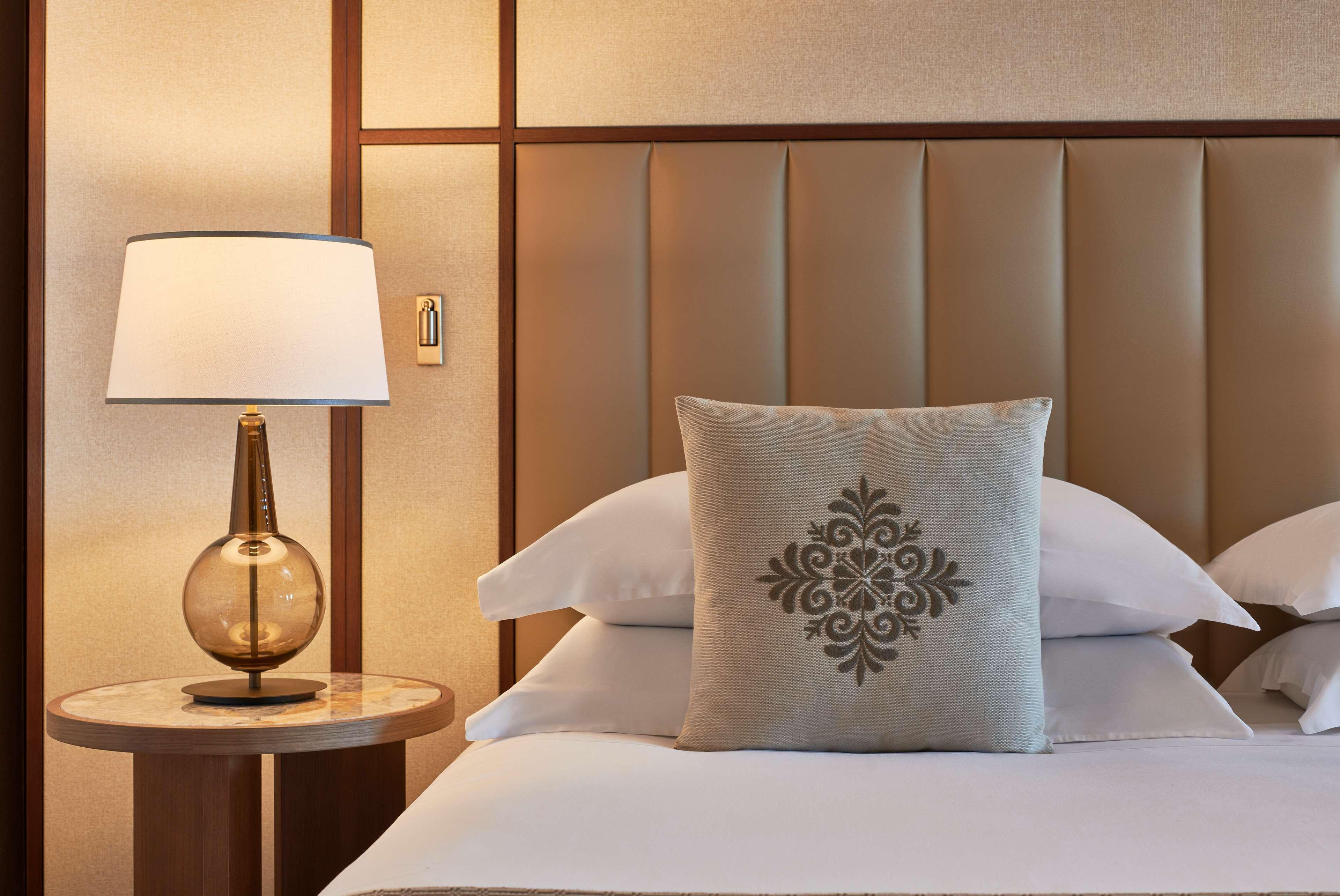 Junior Suite King Size Bed