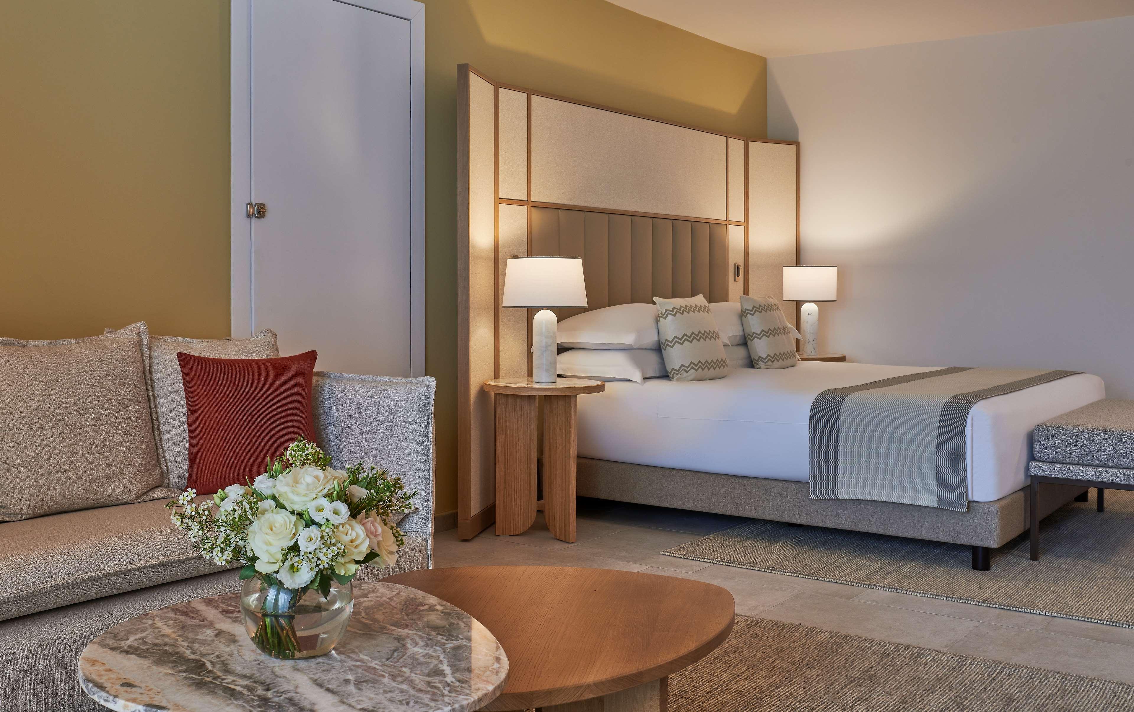 Junior Suite King Size Bed