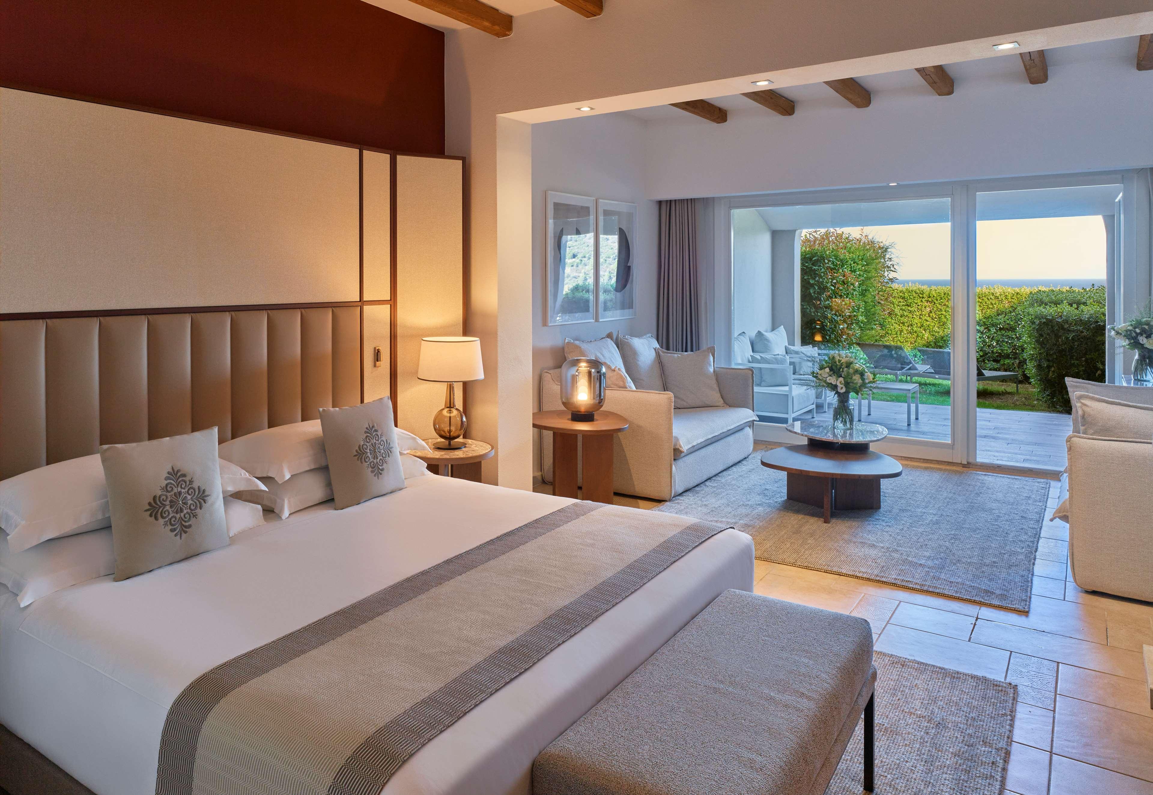 Junior Suite with Jacuzzi