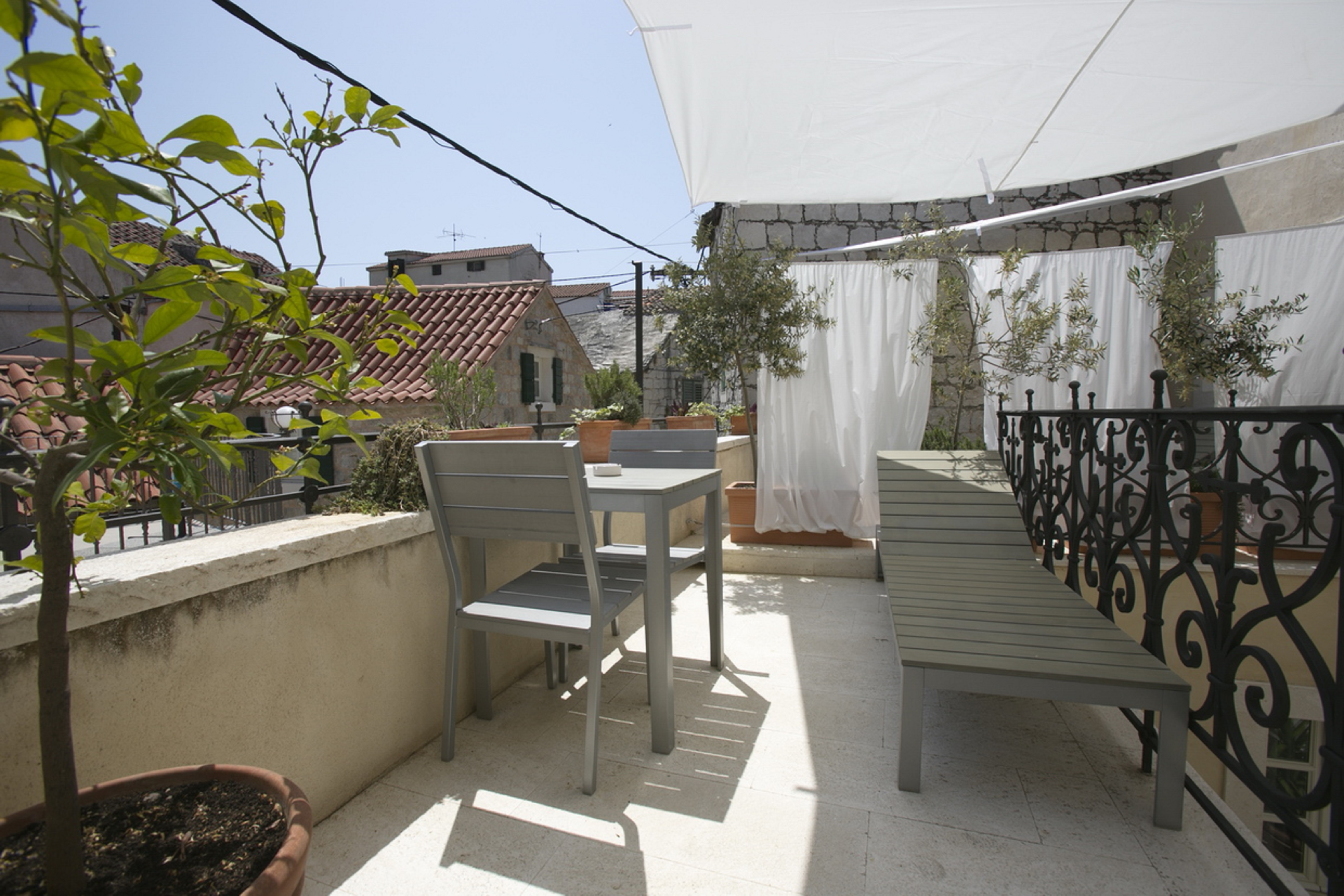 Studio Deluxe with Balcony