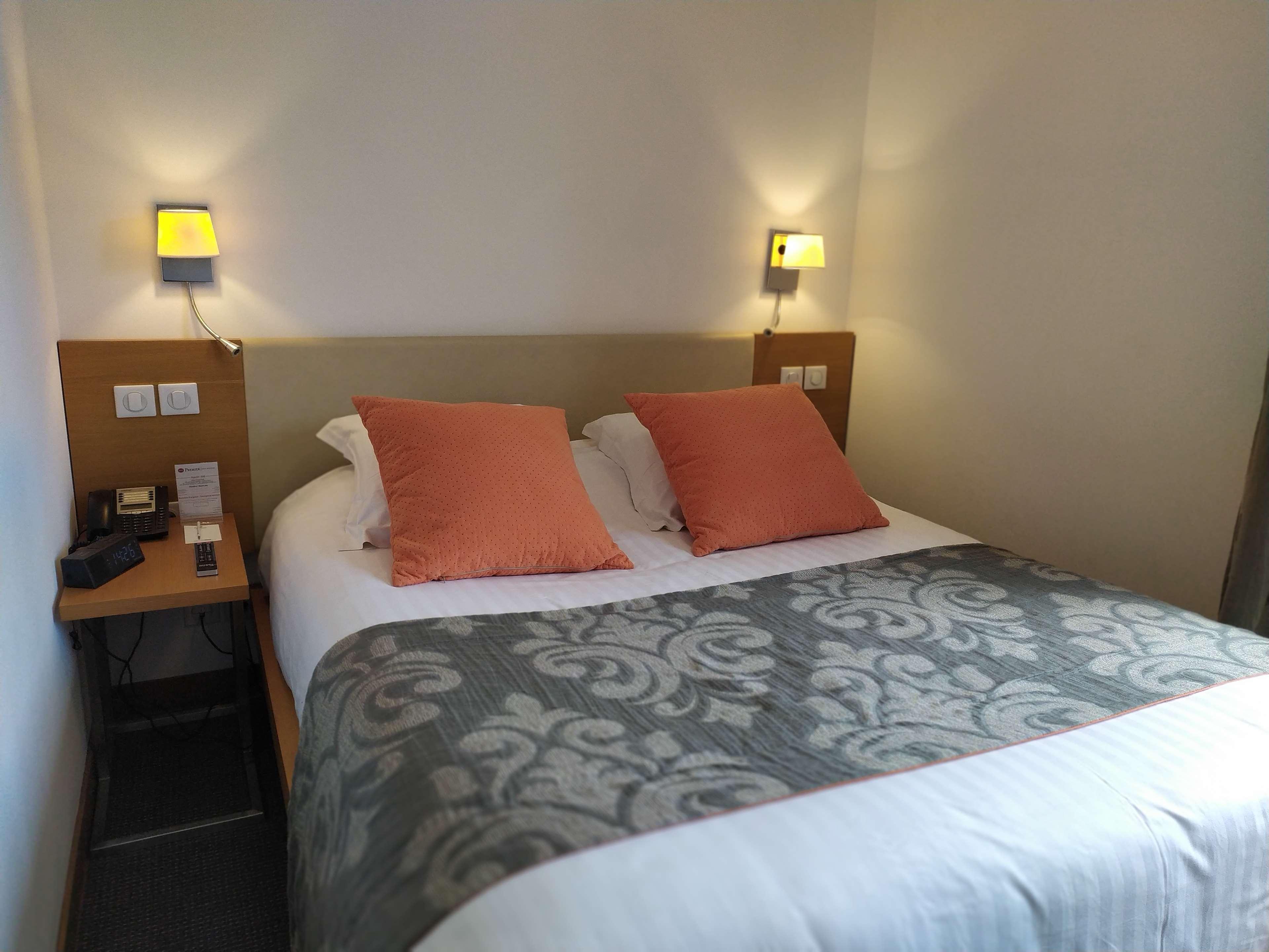 Suite Queen Size Bed